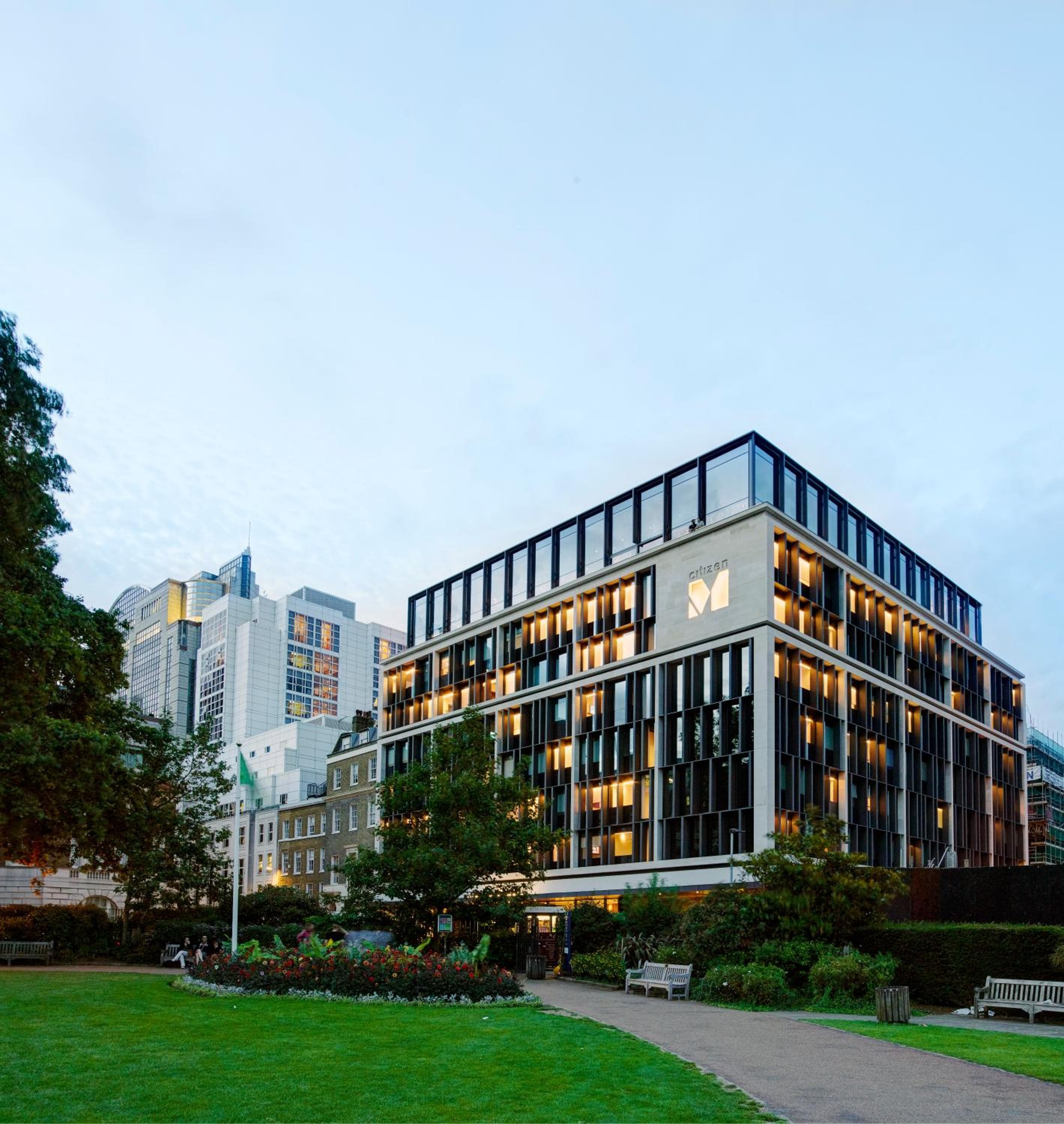 citizenM Tower of London: building
