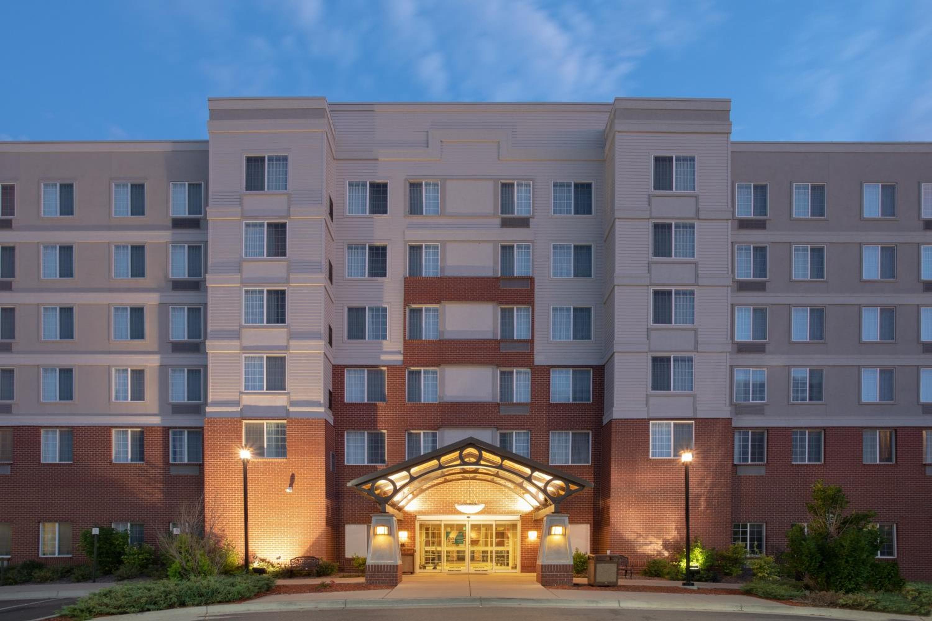 Staybridge Suites Denver International Airport by IHG: building