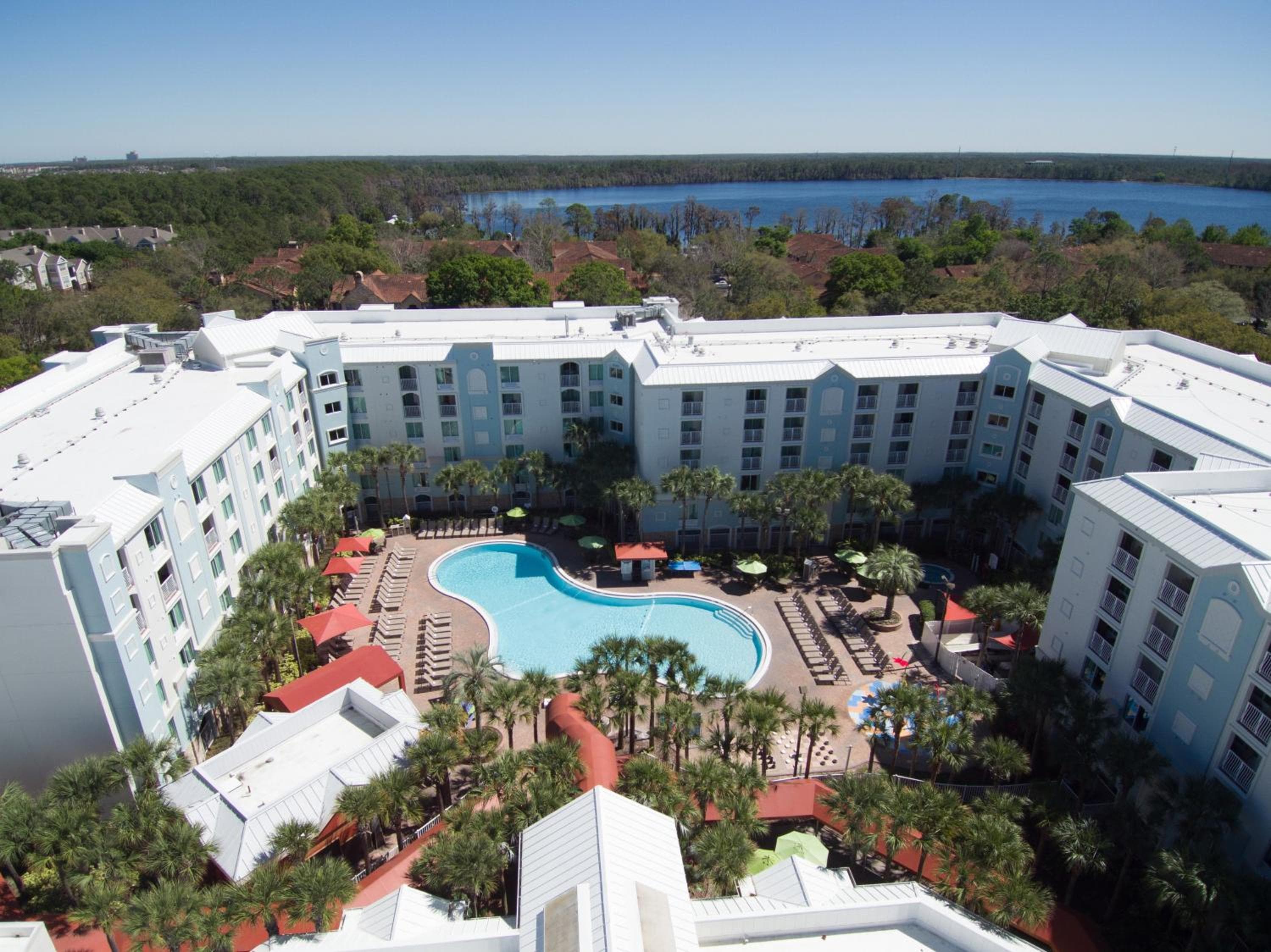 Holiday Inn Resort Orlando - Lake Buena Vista by IHG: building