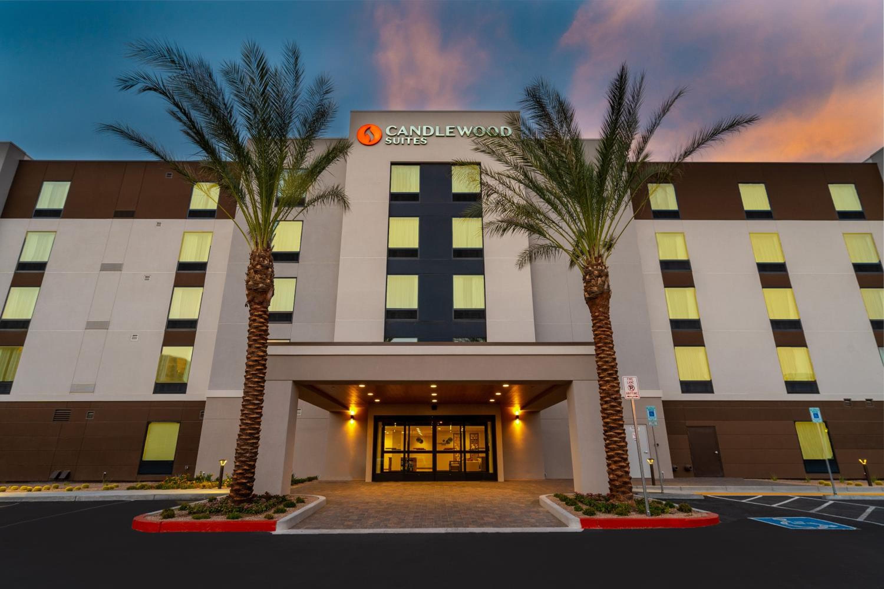 Candlewood Suites - Las Vegas - E Tropicana by IHG: building