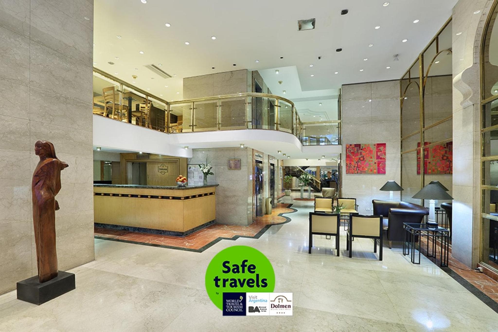 Hotel Dolmen: recepcion & lobby
