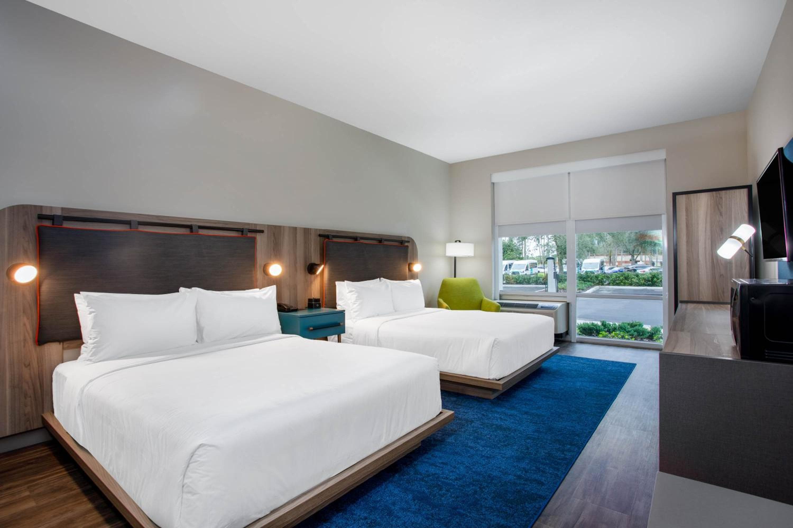 TRYP by Wyndham Orlando: hotel room