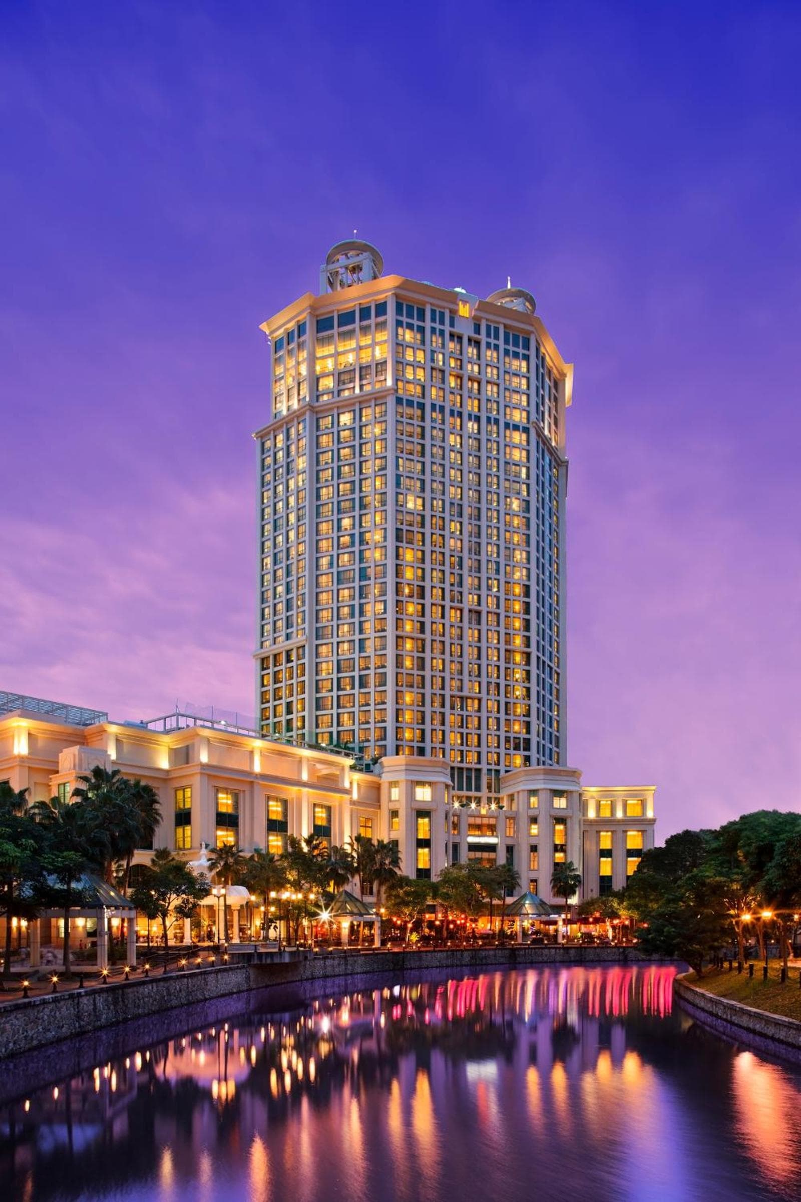 Grand Copthorne Waterfront Hotel Singapore: building