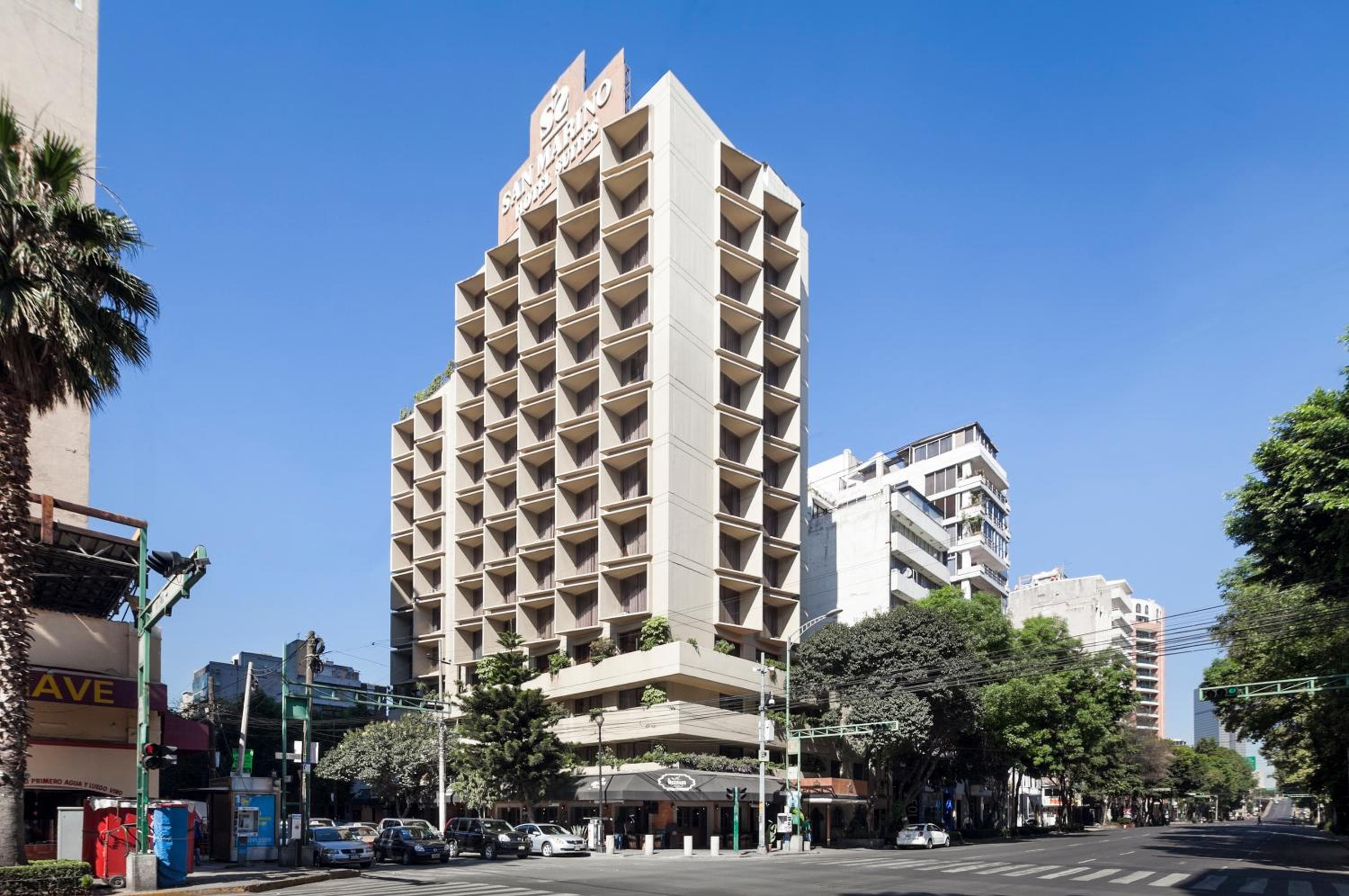 Exe Suites San Marino: building