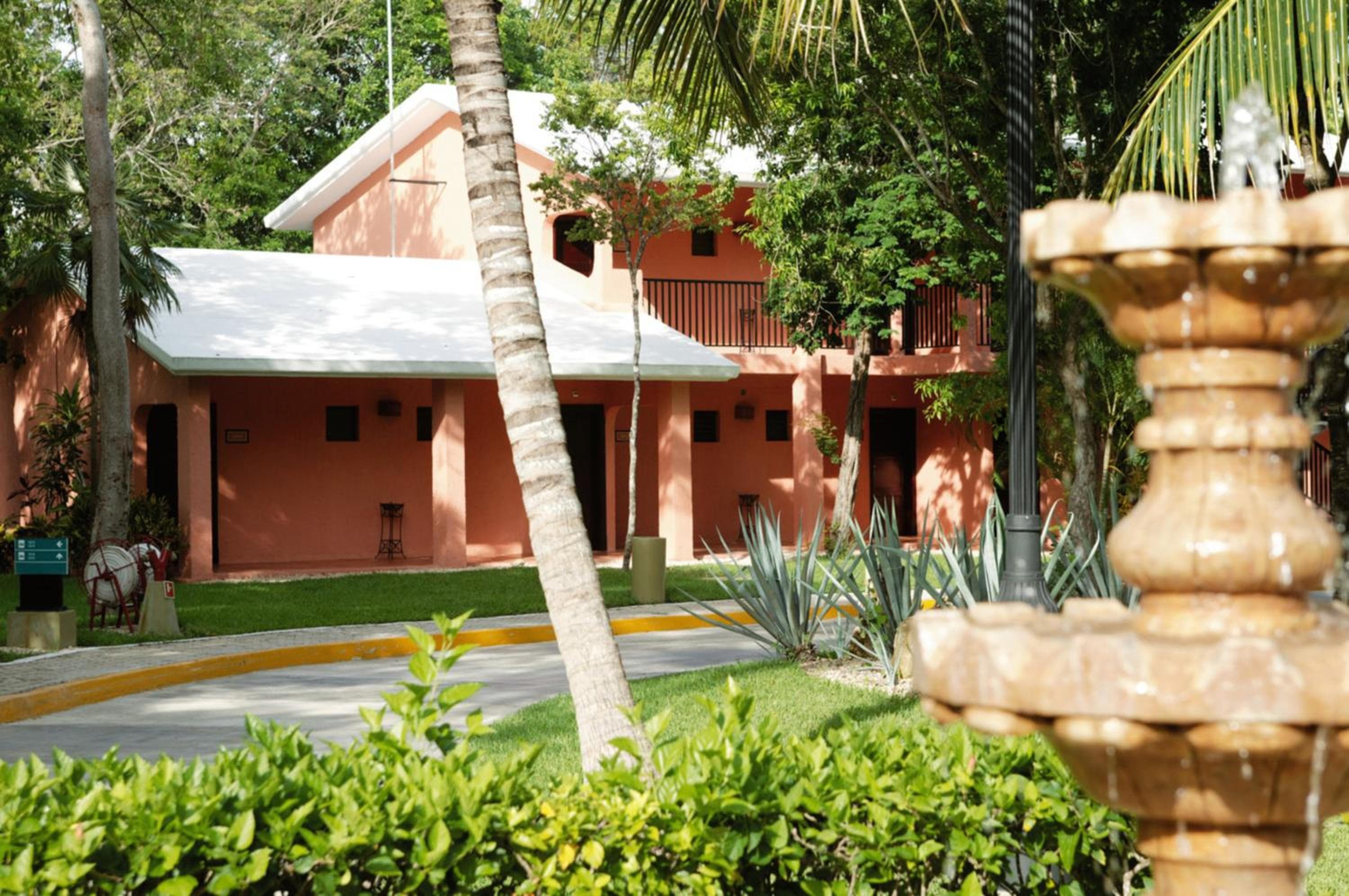 Riu Lupita - All Inclusive: building