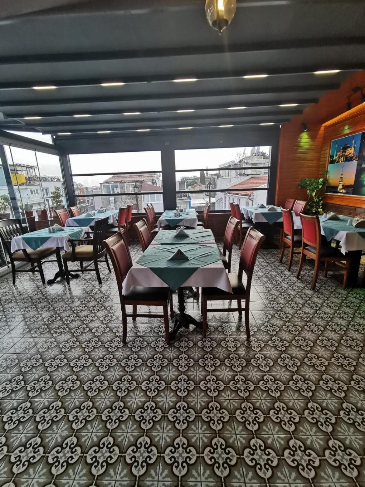 Agora Boutique Hotel & Bistro