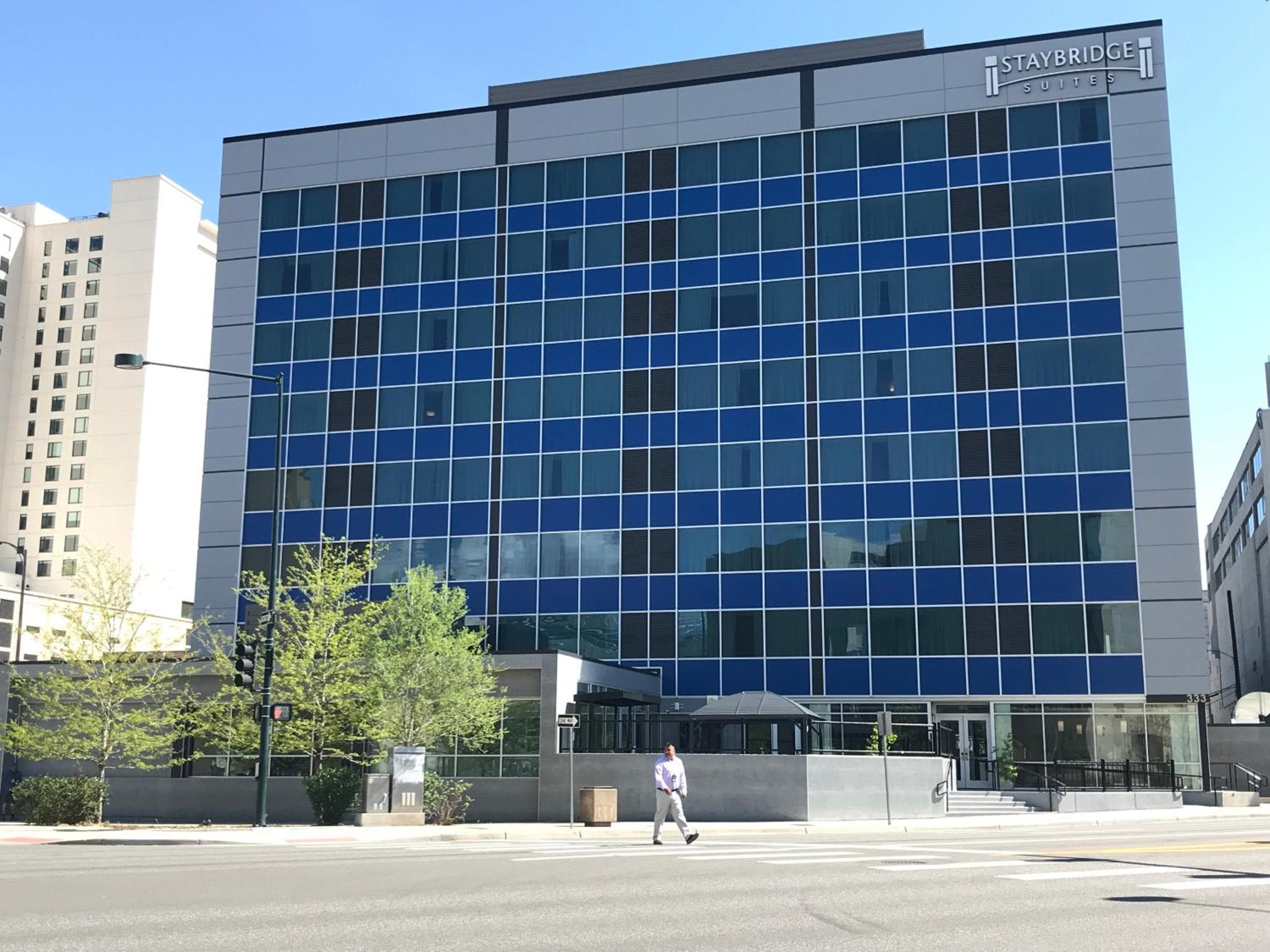 Staybridge Suites Denver Downtown by IHG: building