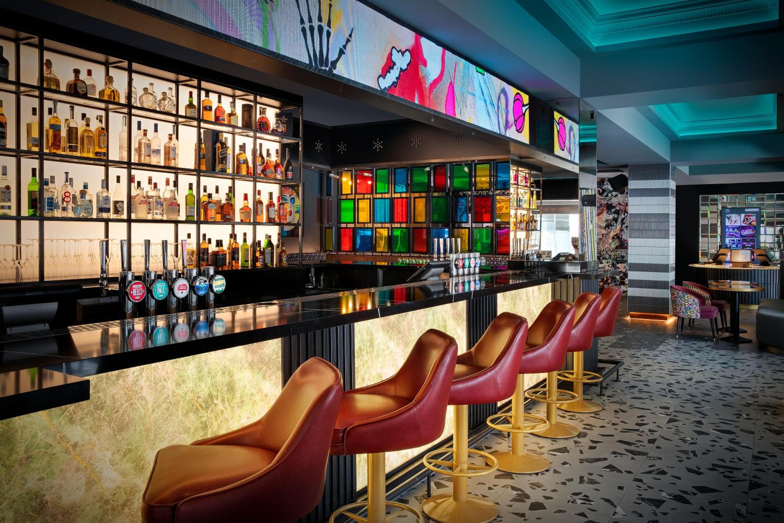 NYX Hotel London Holborn by Leonardo Hotels: bar