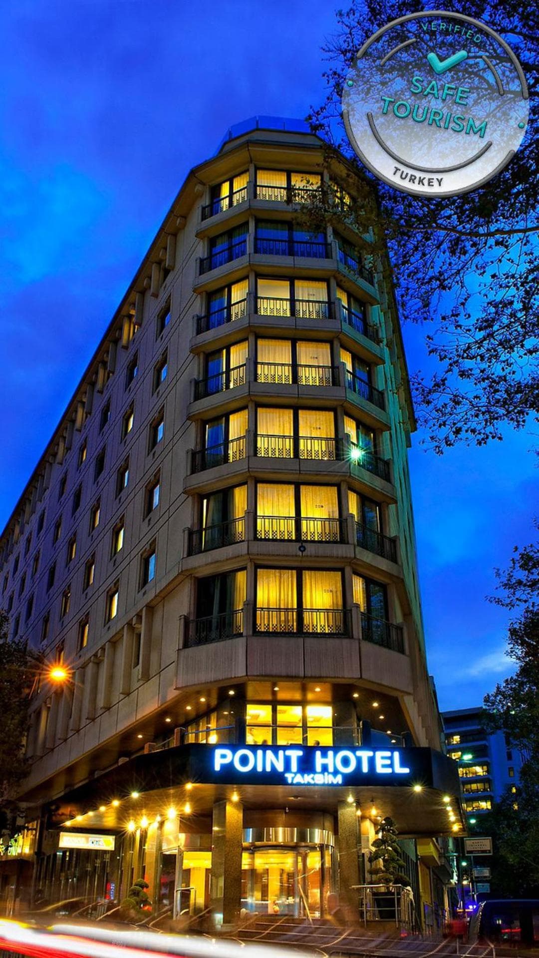Point Hotel Taksim: building