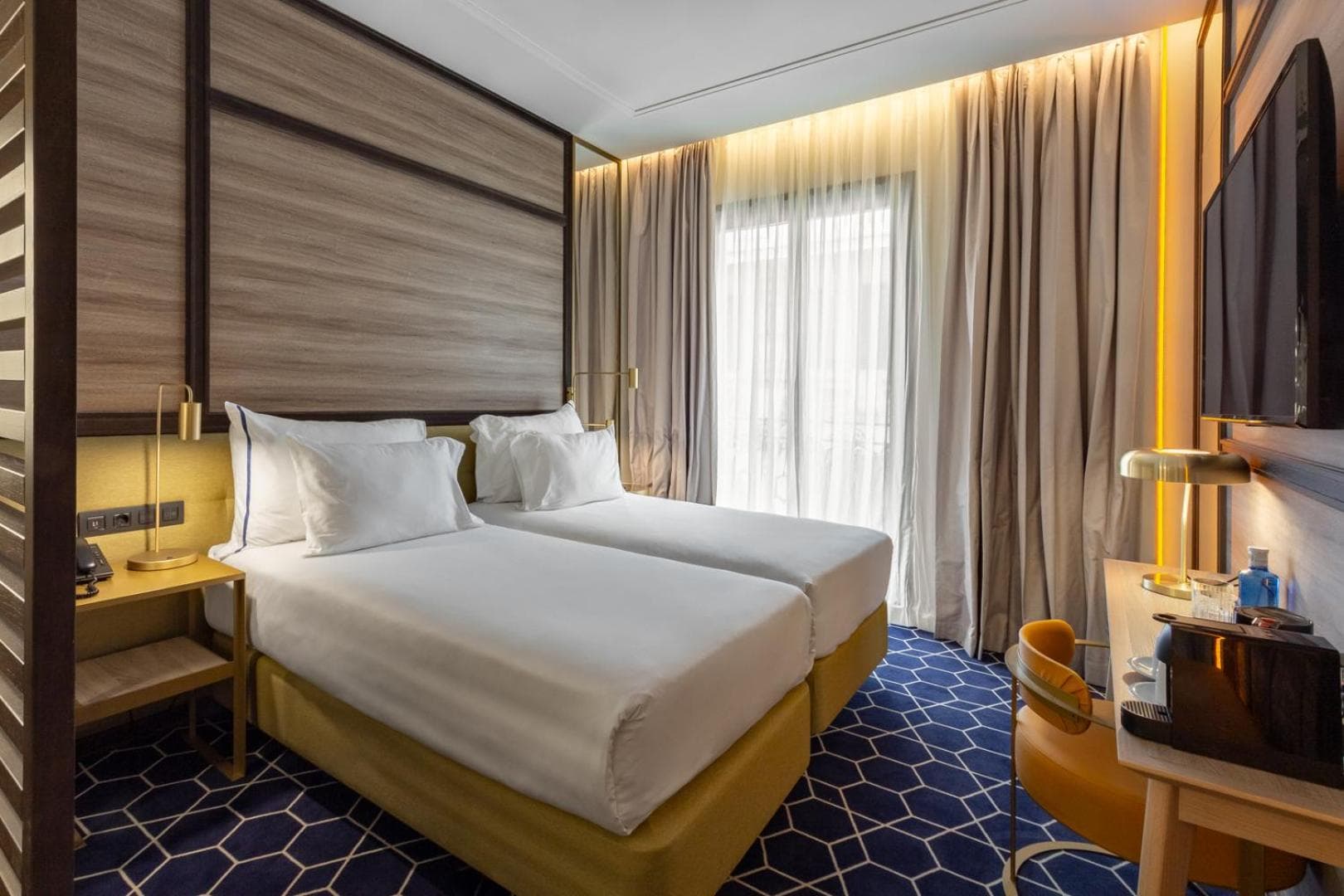 Pestana CR7 Gran Vía Madrid: hotel room