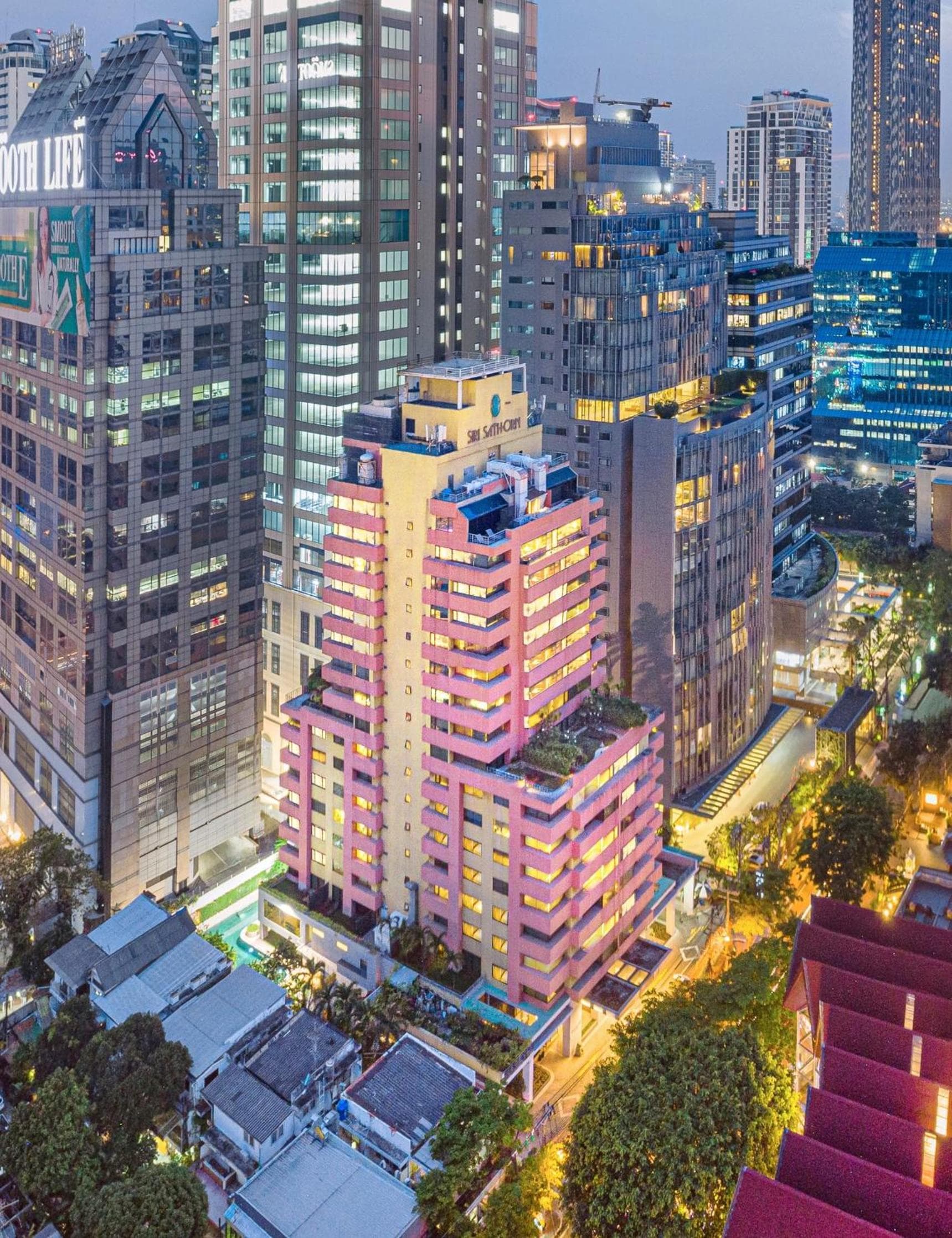 The Quarter Saladaeng by UHG - Walk to Central Park & The Common: building