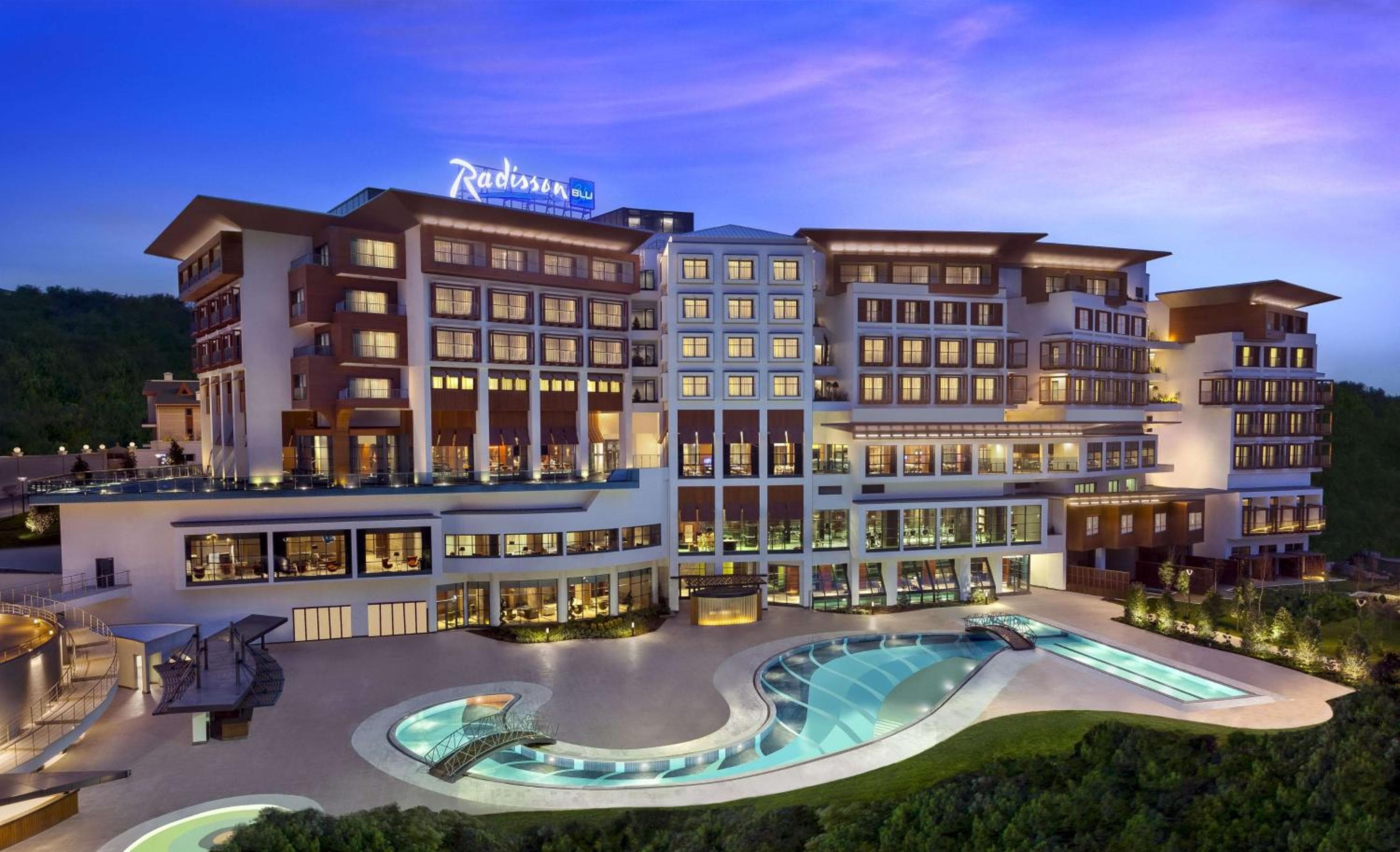 Radisson Blu Hotel & Spa, Istanbul Tuzla: building