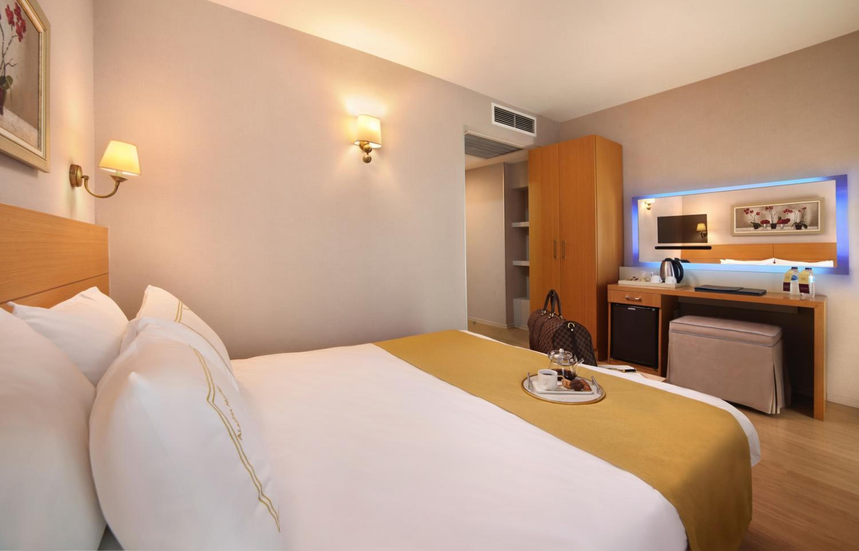 Almina Hotel - Special Class