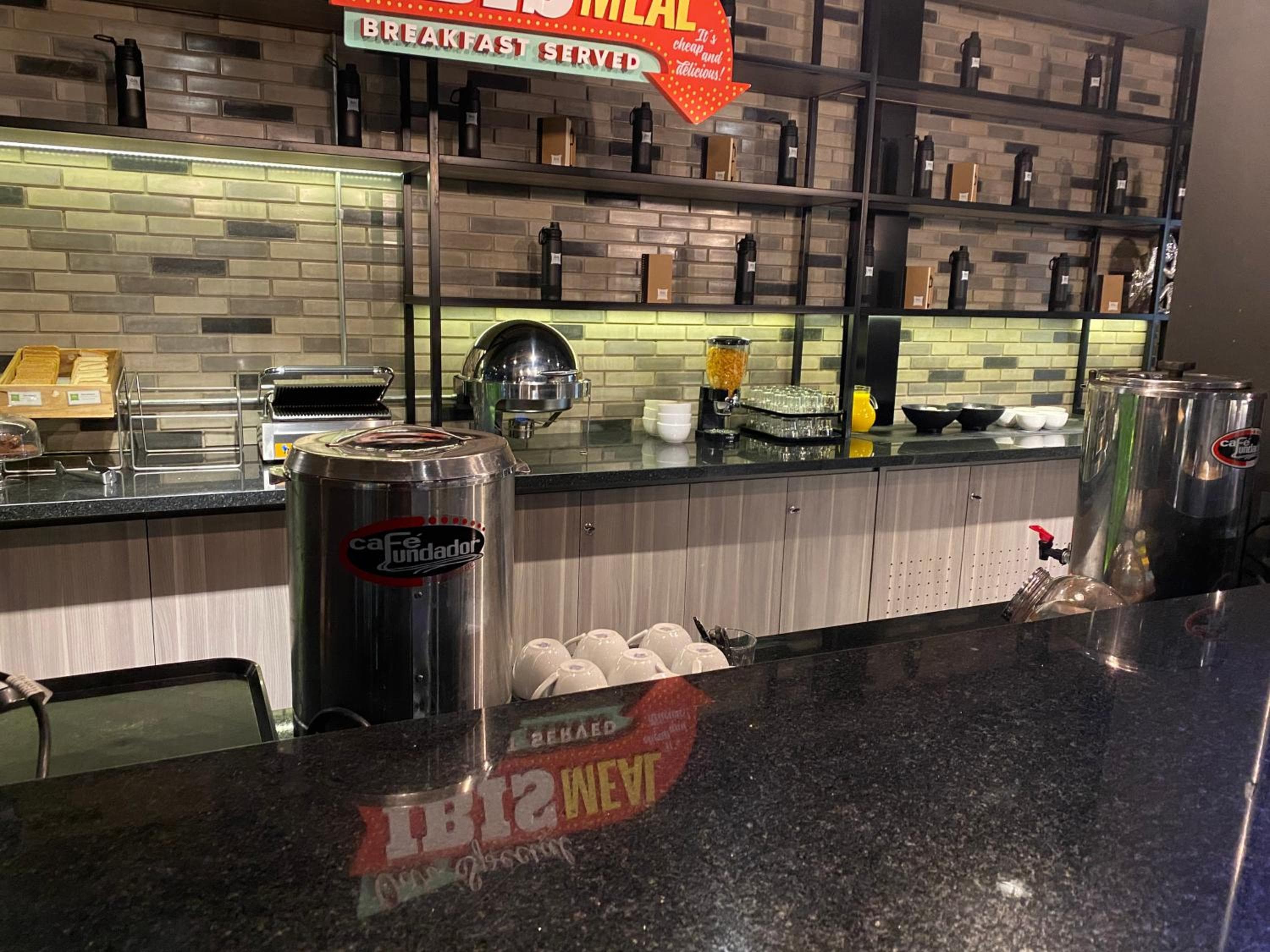 ibis Styles Buenos Aires Florida: dining