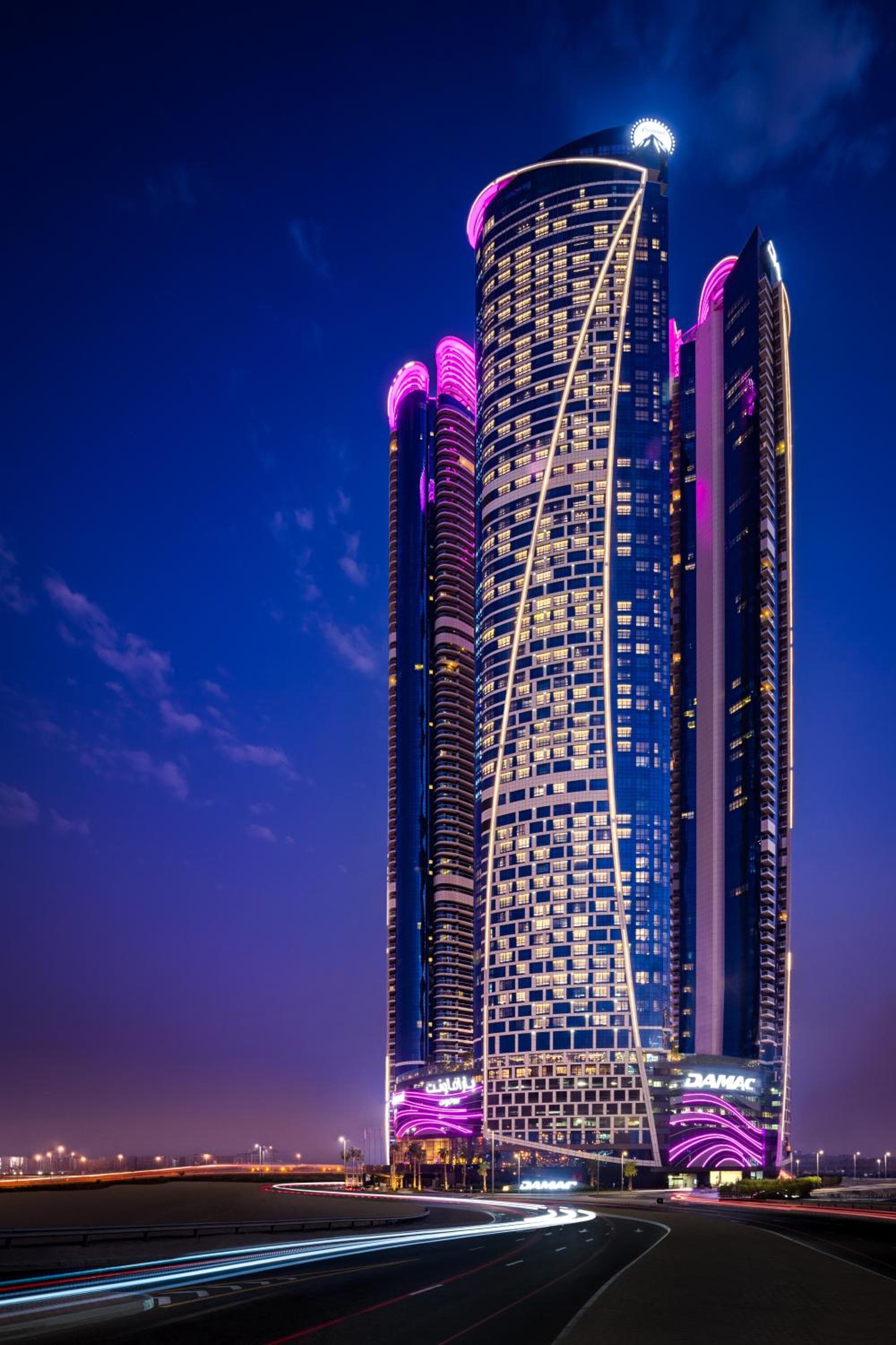 Paramount Hotel Dubai: building