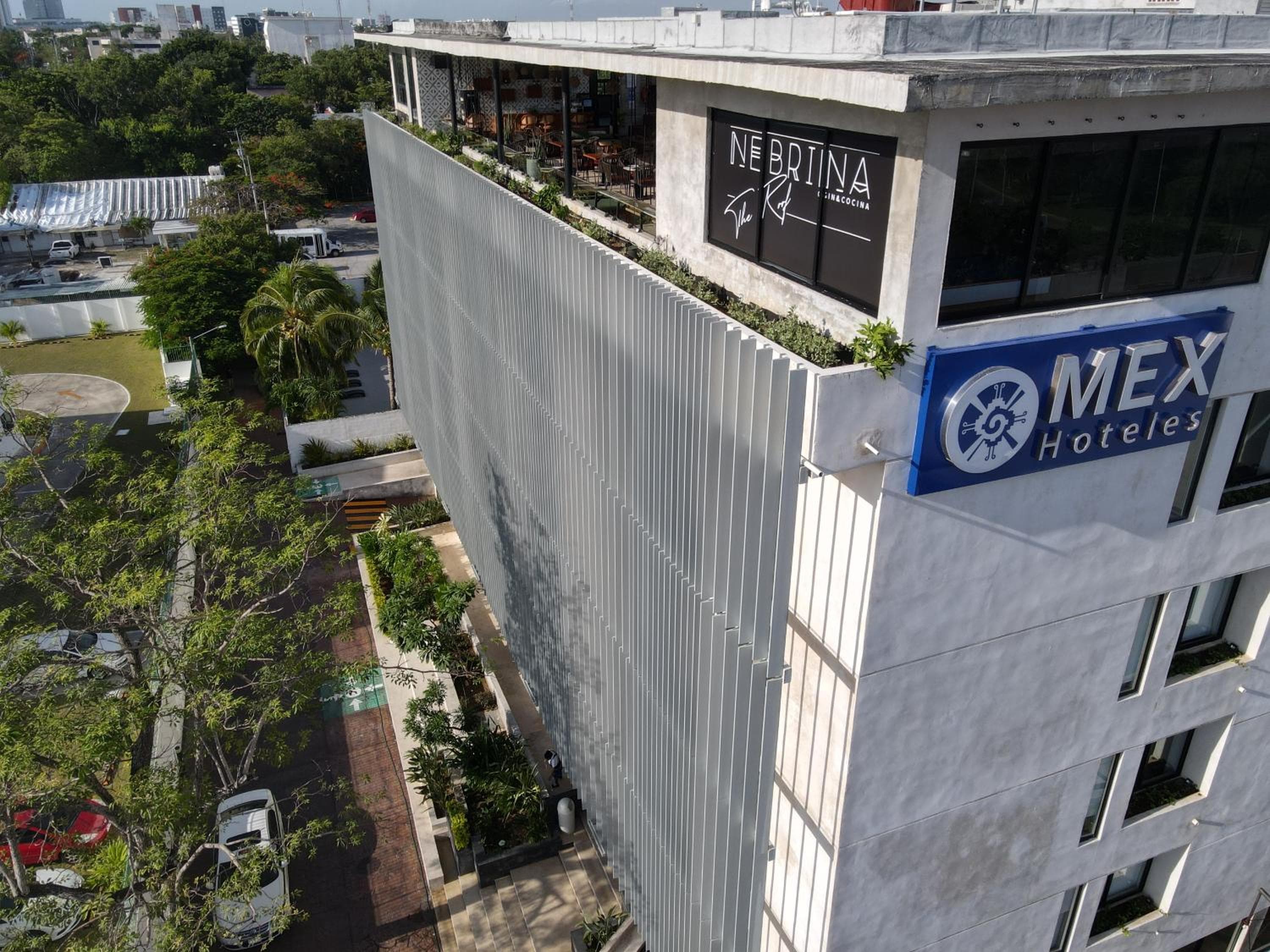 Mex Hoteles: building