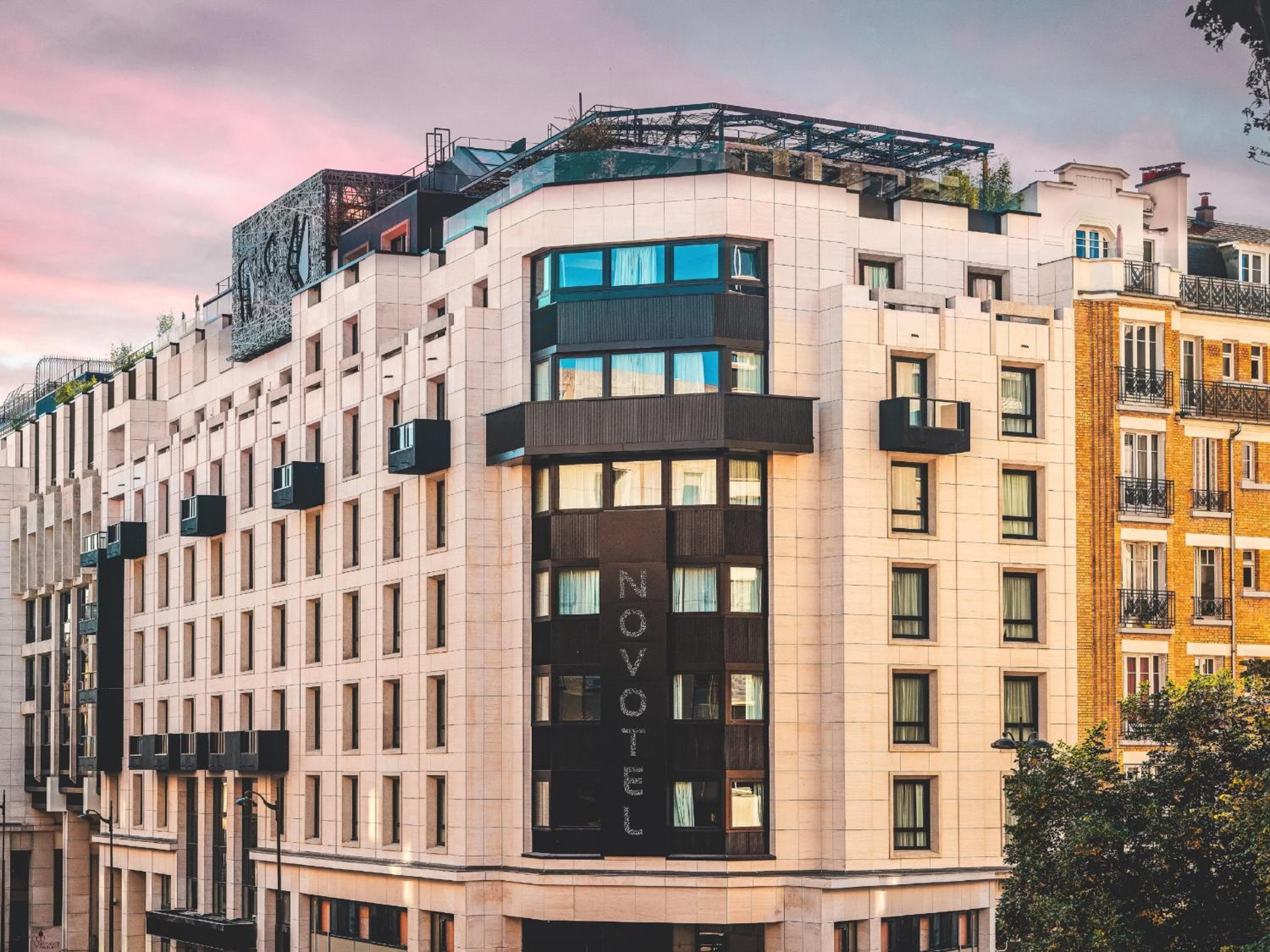 Novotel Paris Vaugirard Montparnasse: building