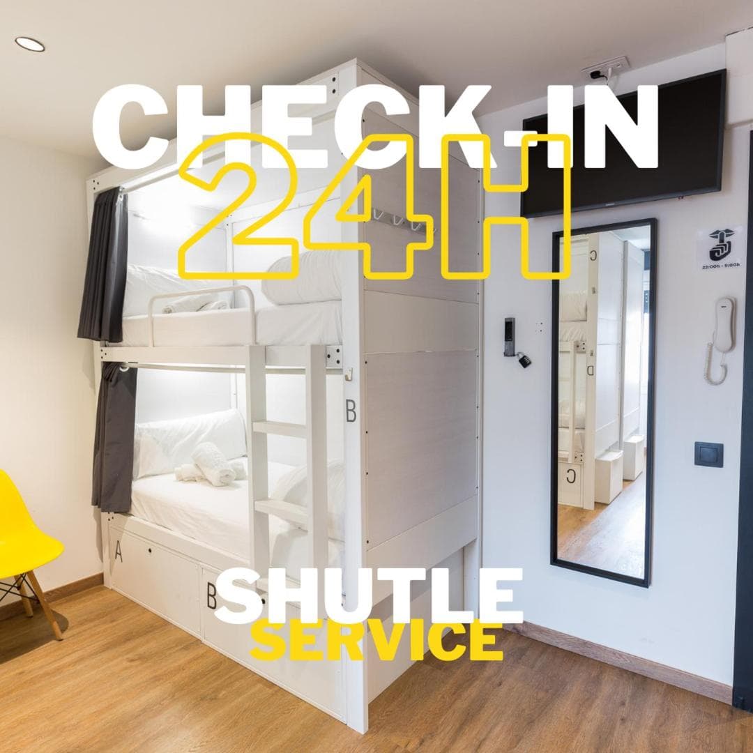 Airhostel Barcelona Airport 24h: other