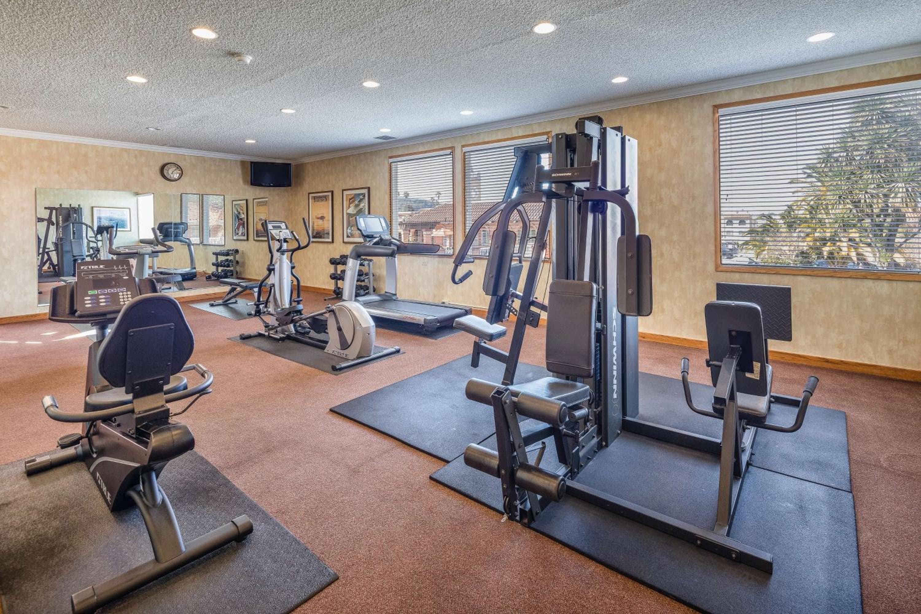 SFO El Rancho Inn SureStay Collection by Best Western: activities & amenities
