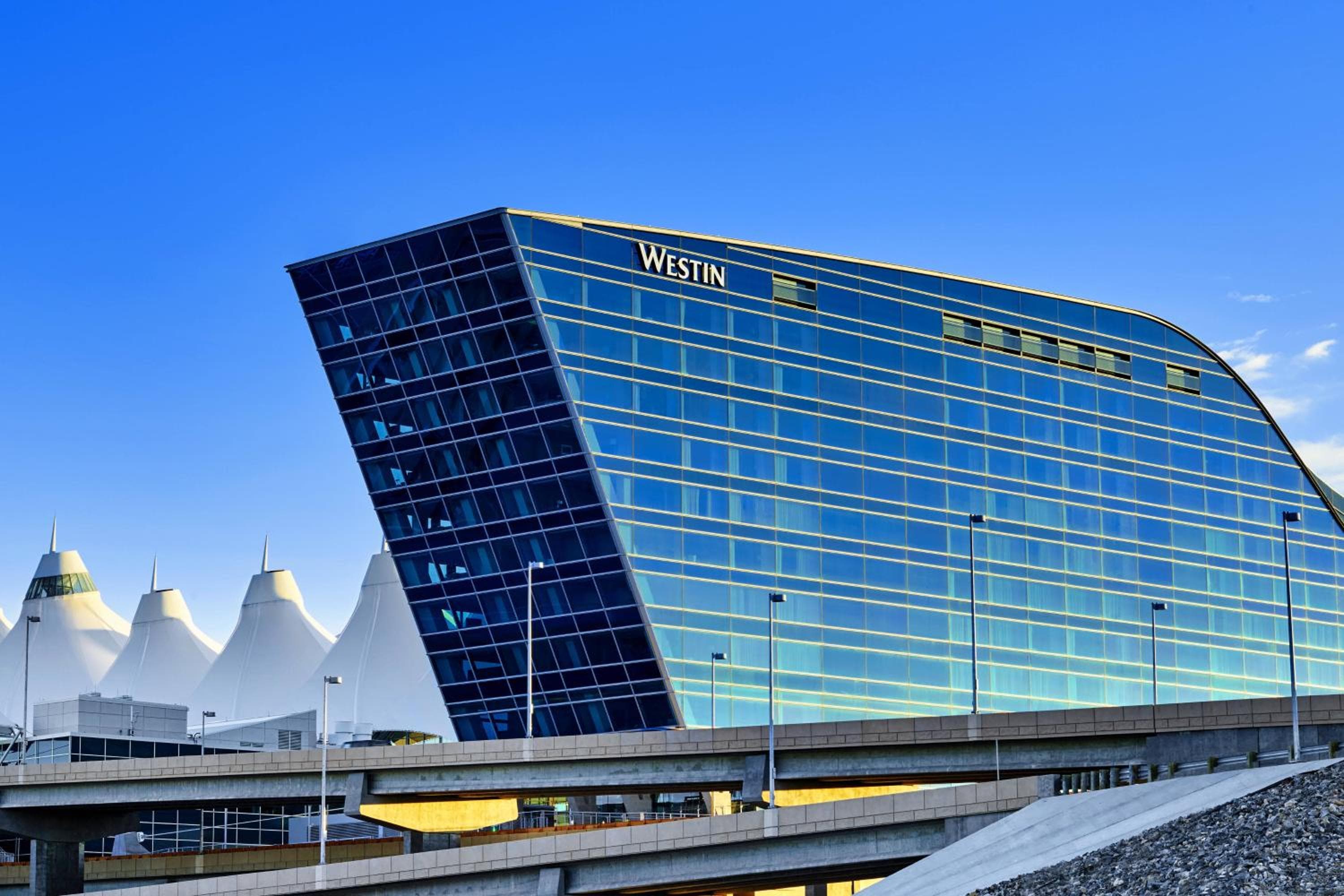 The Westin Denver International Airport: building