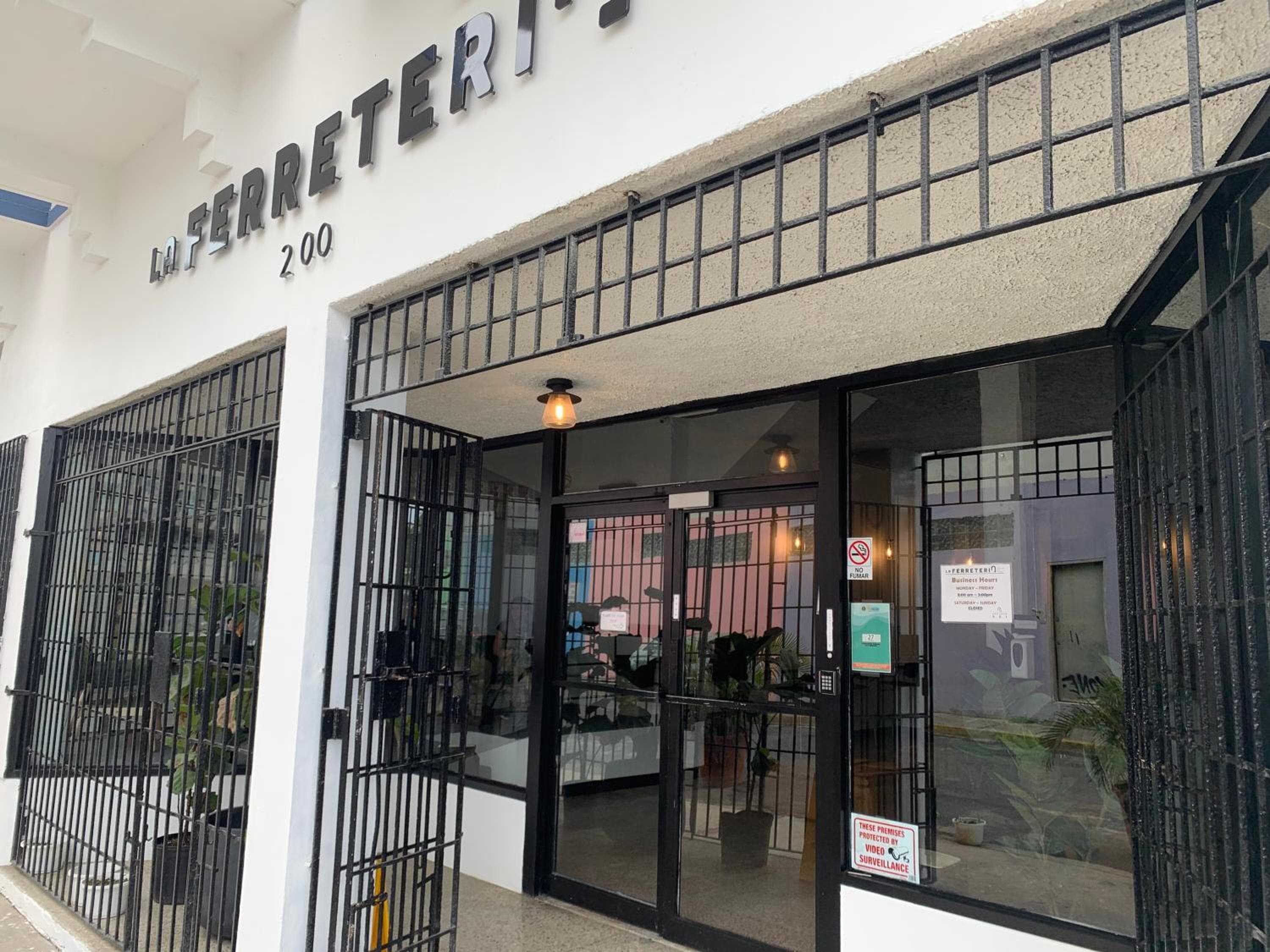 La Ferreteria Apartments