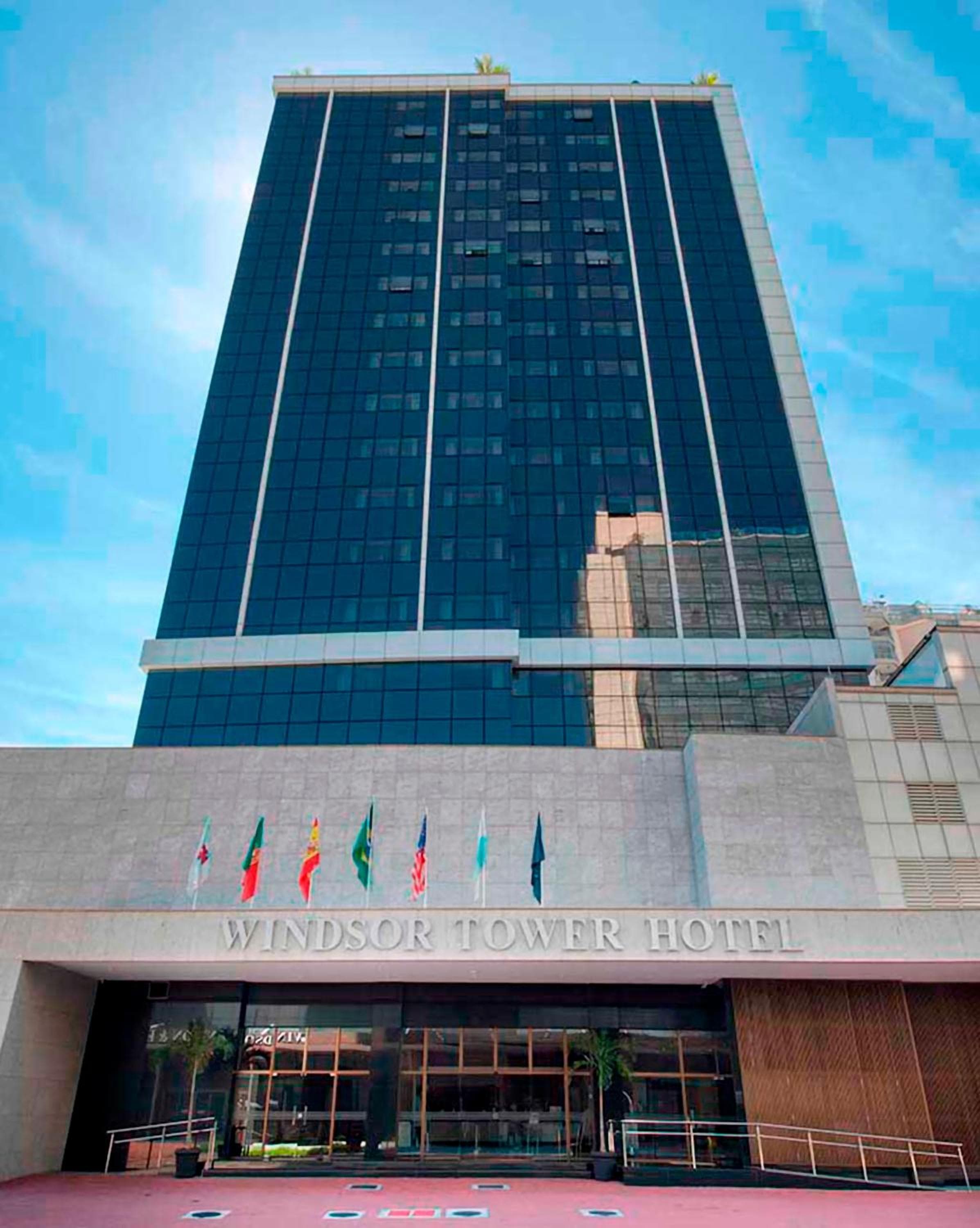 Windsor Tower Hotel: building