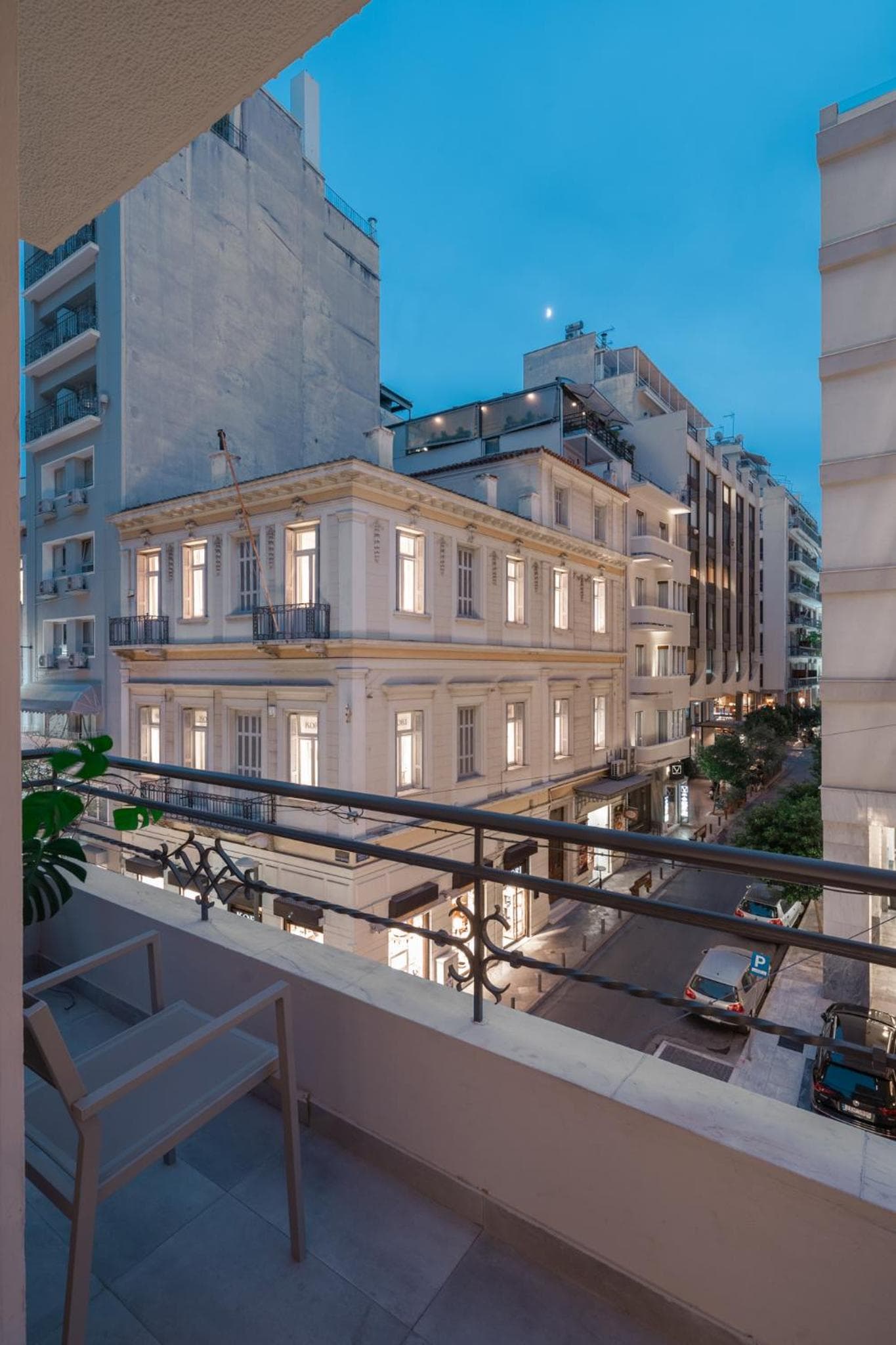The Marblous Athens: balcony