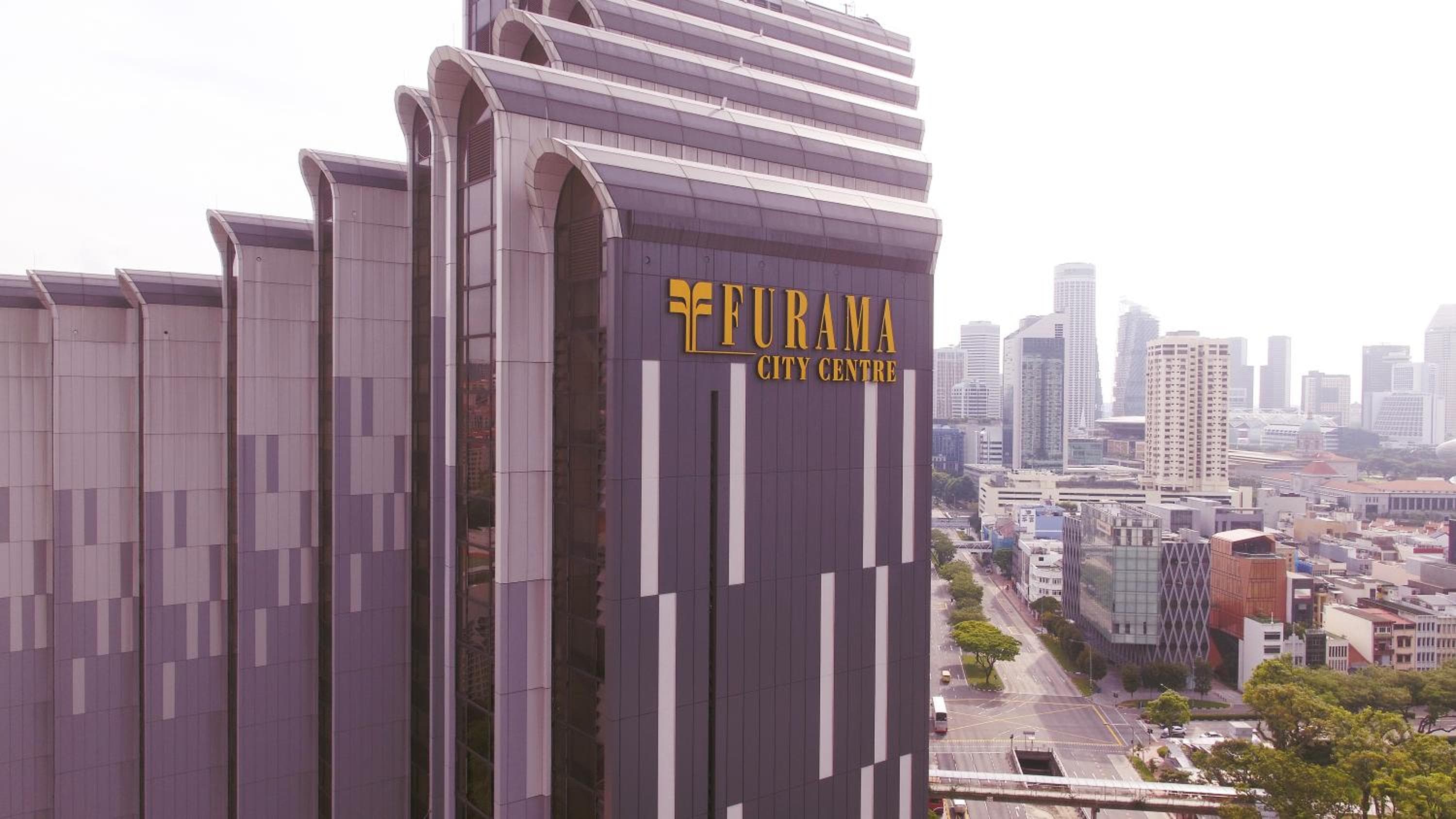 Furama City Centre: building