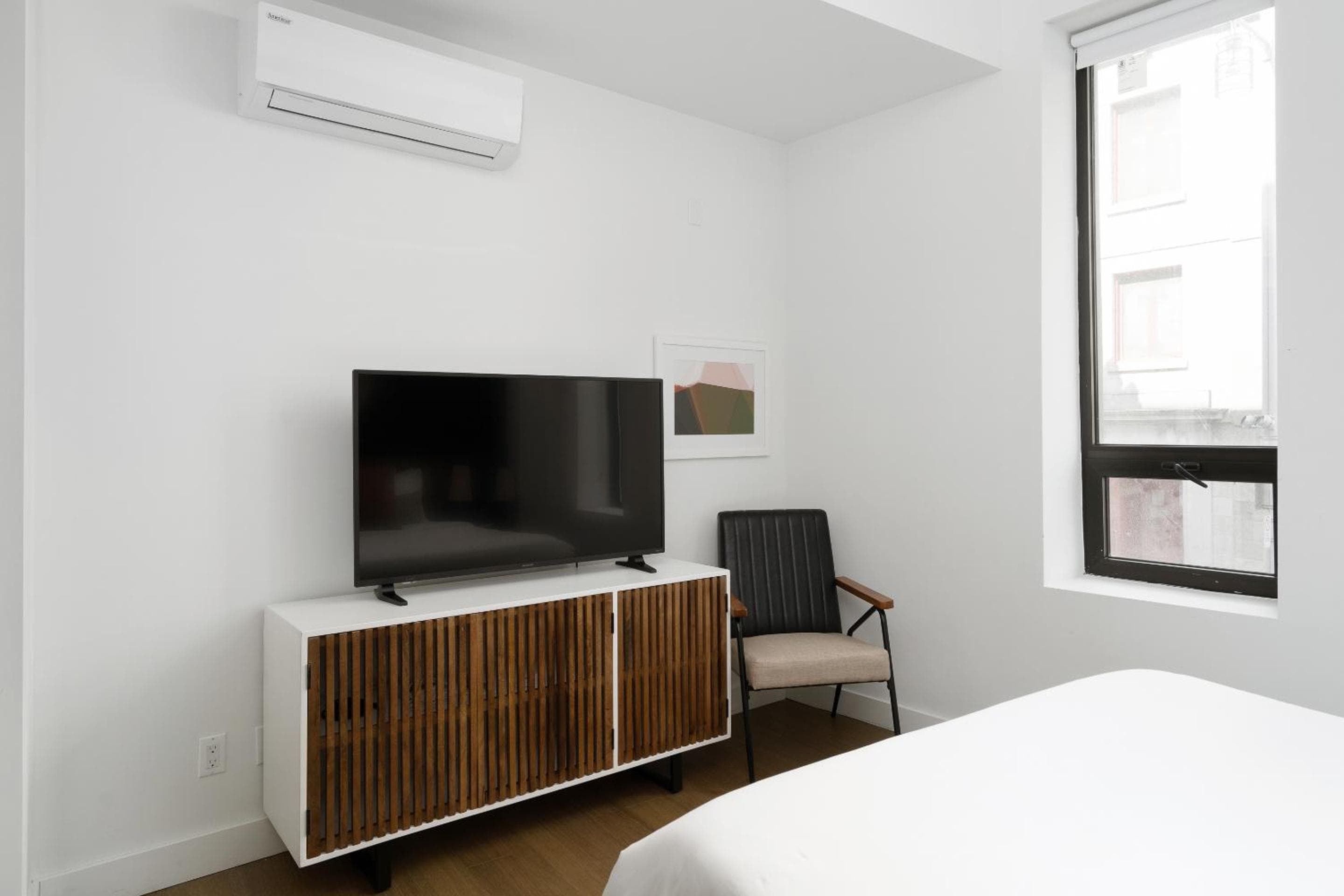 Bakan- Quartier des Congres, Convention District: hotel room