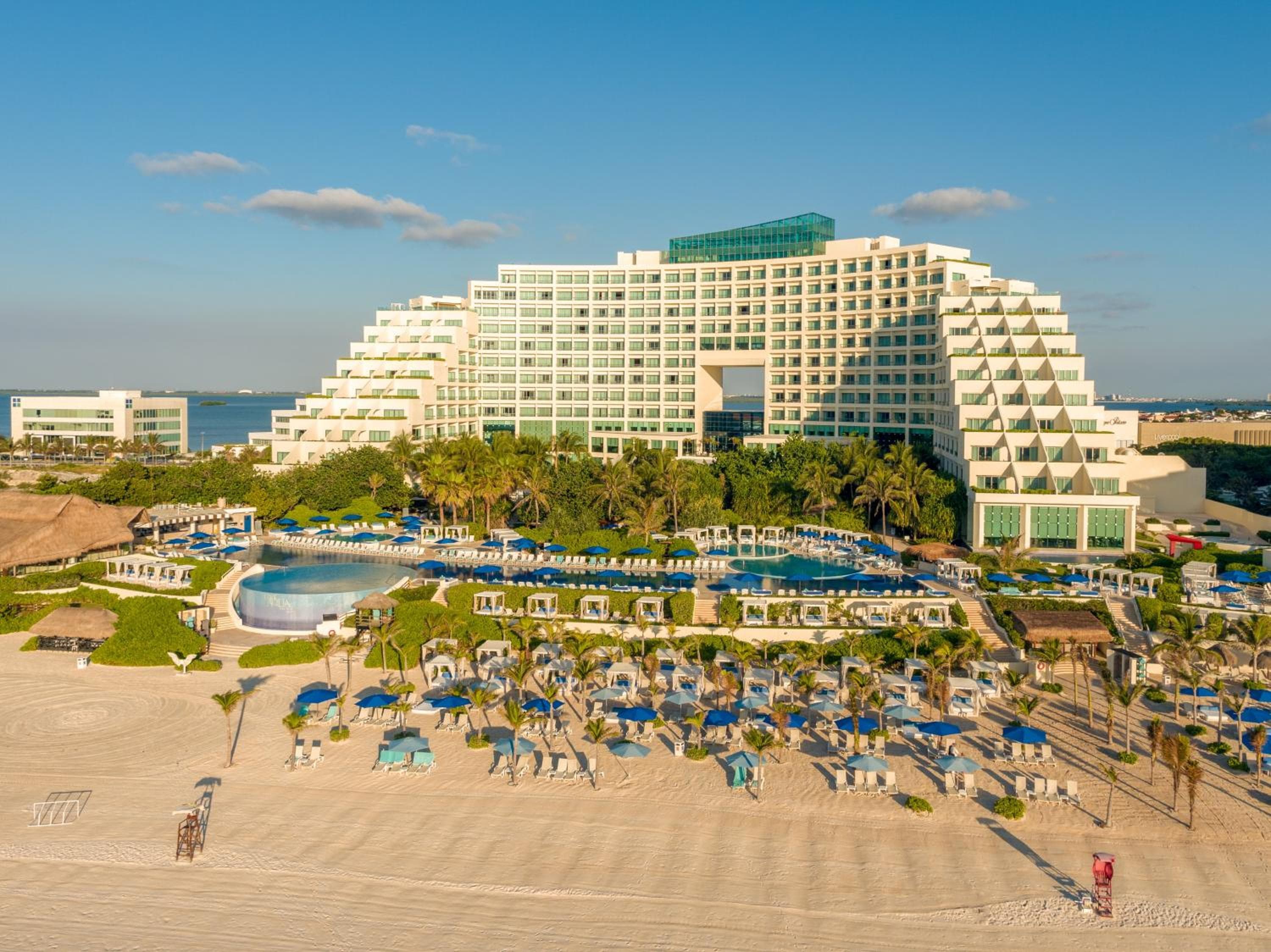 Live Aqua Cancun - Adults Only - All-Inclusive: building