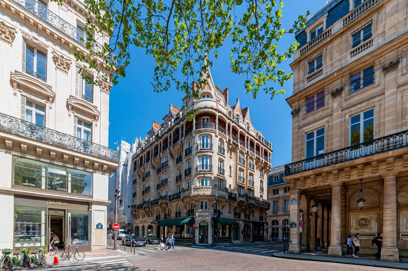 La Clef Louvre Paris by The Crest Collection: building