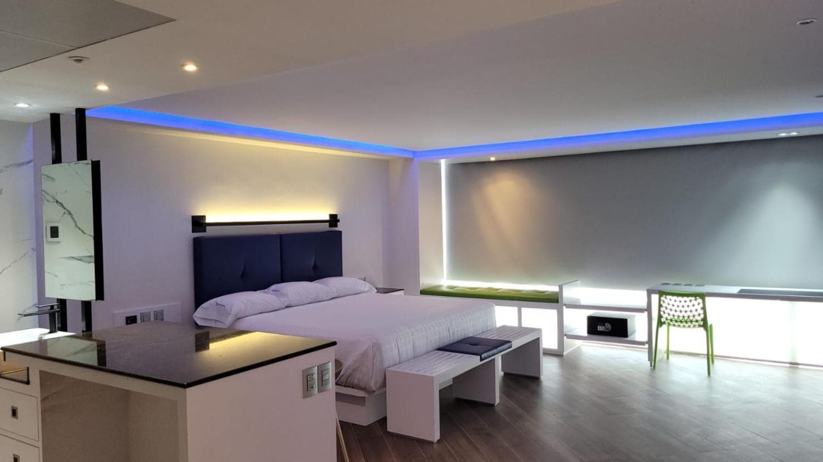 WeEnjoy Hotels Aeropuerto CDMX: bedroom