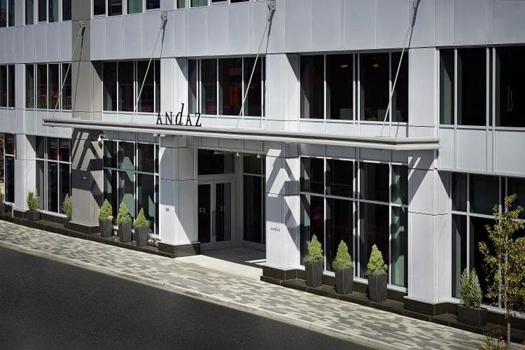 Andaz Ottawa Byward Market, By Hyatt: building