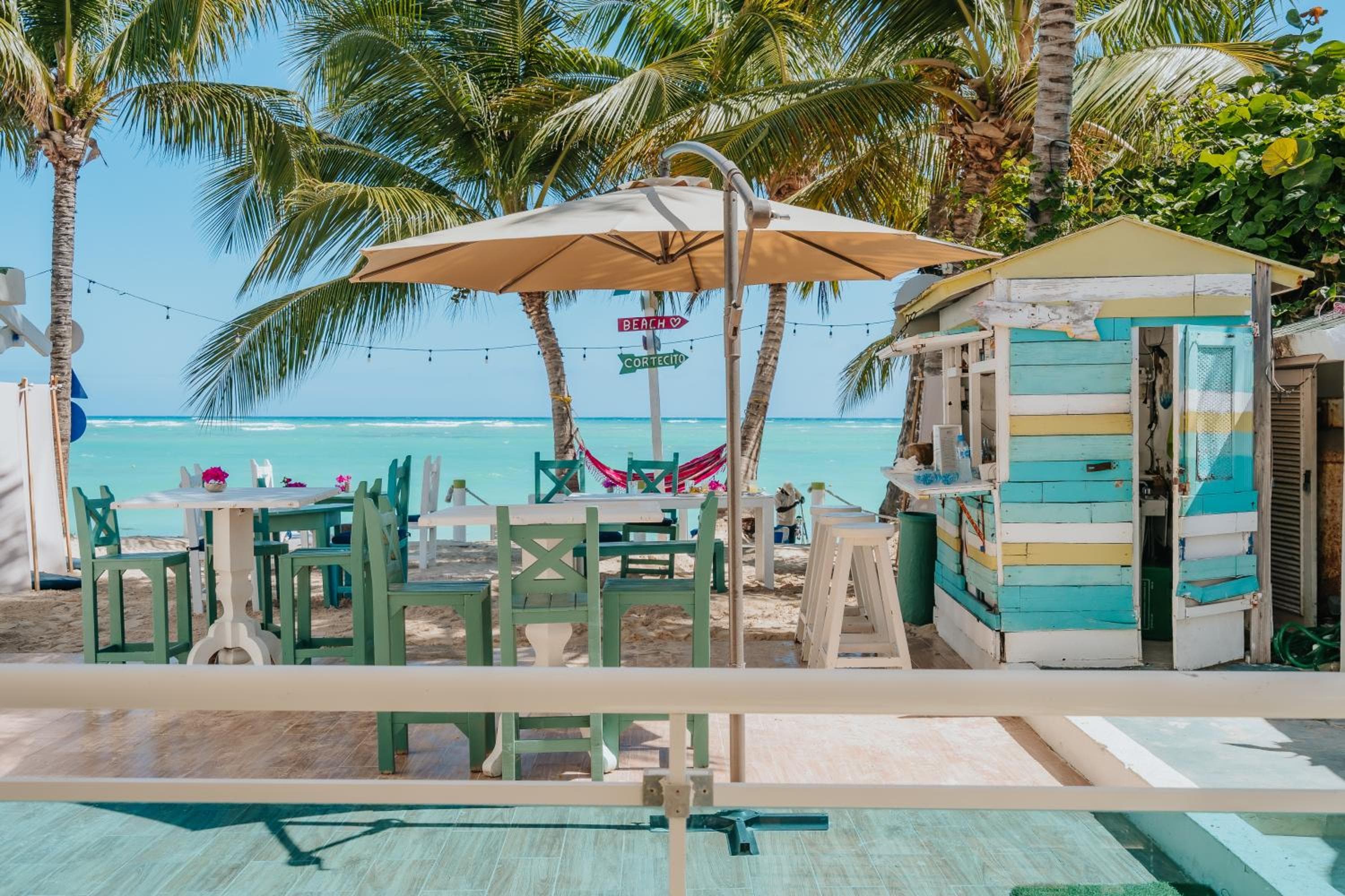 Hotel Checkin El Cortecito Beach