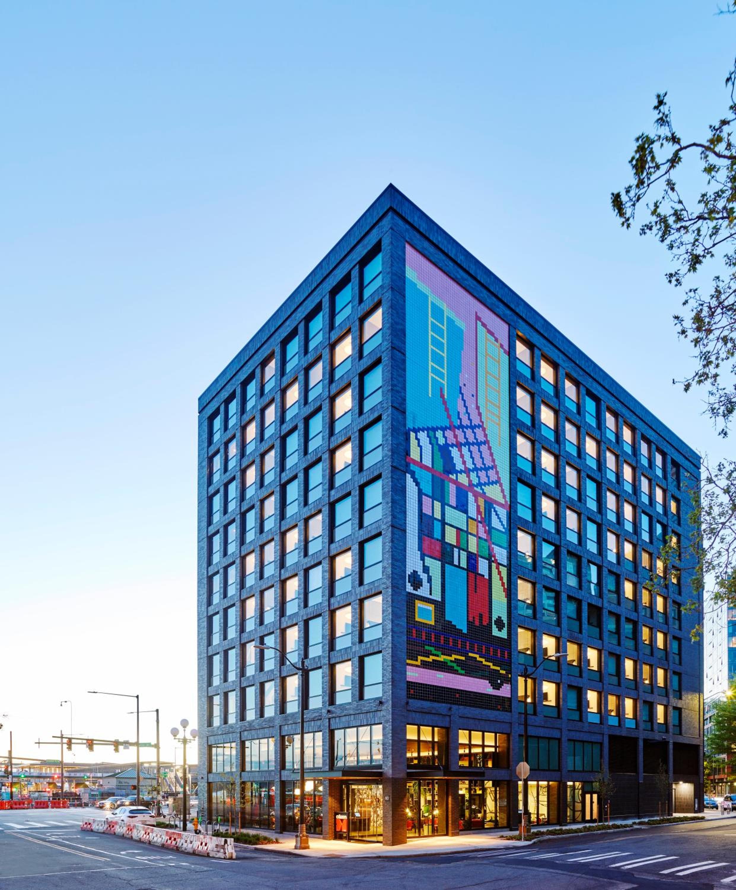 citizenM Seattle Pioneer Square: building