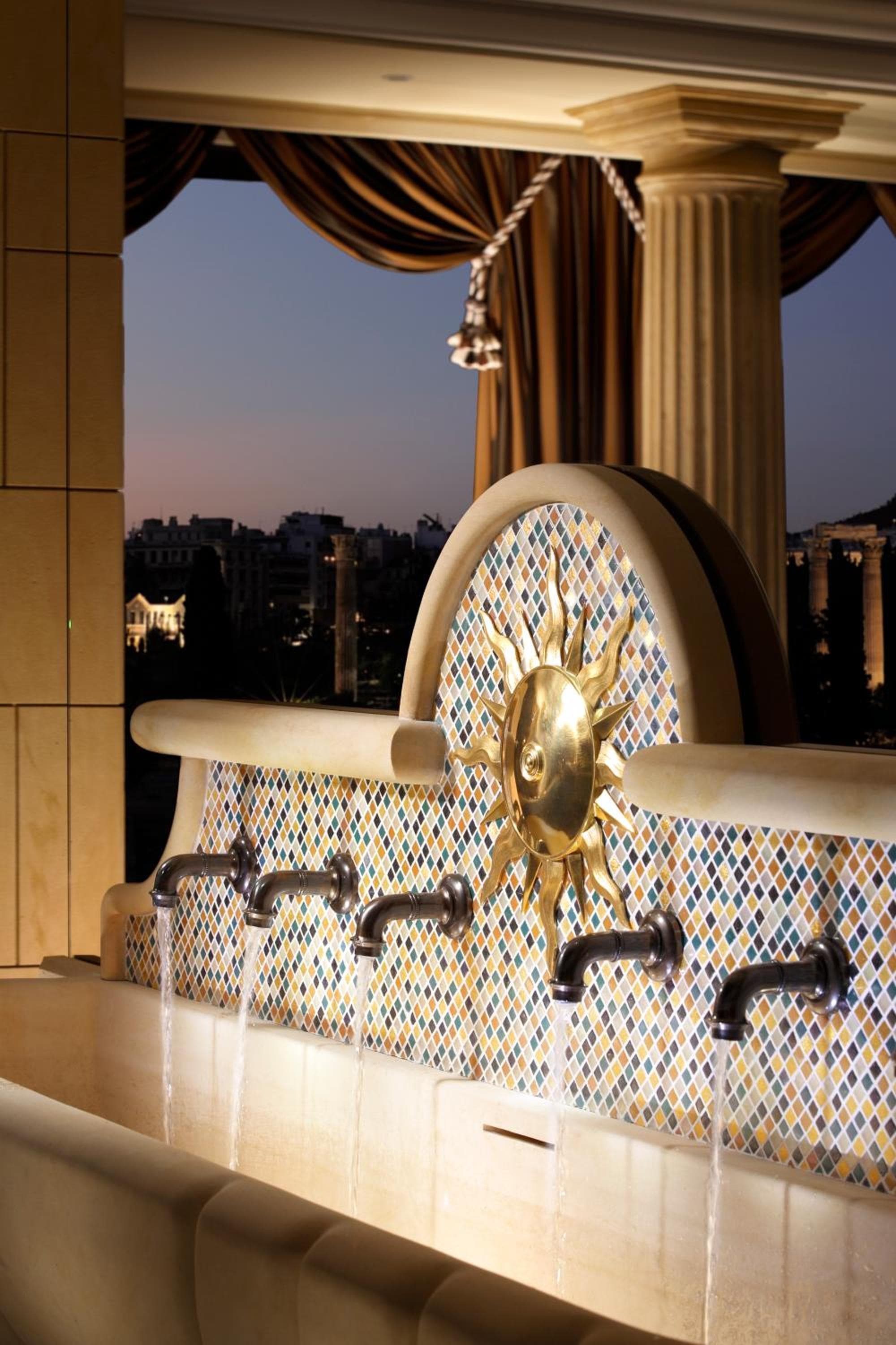 Royal Olympic Hotel: recepcion & lobby