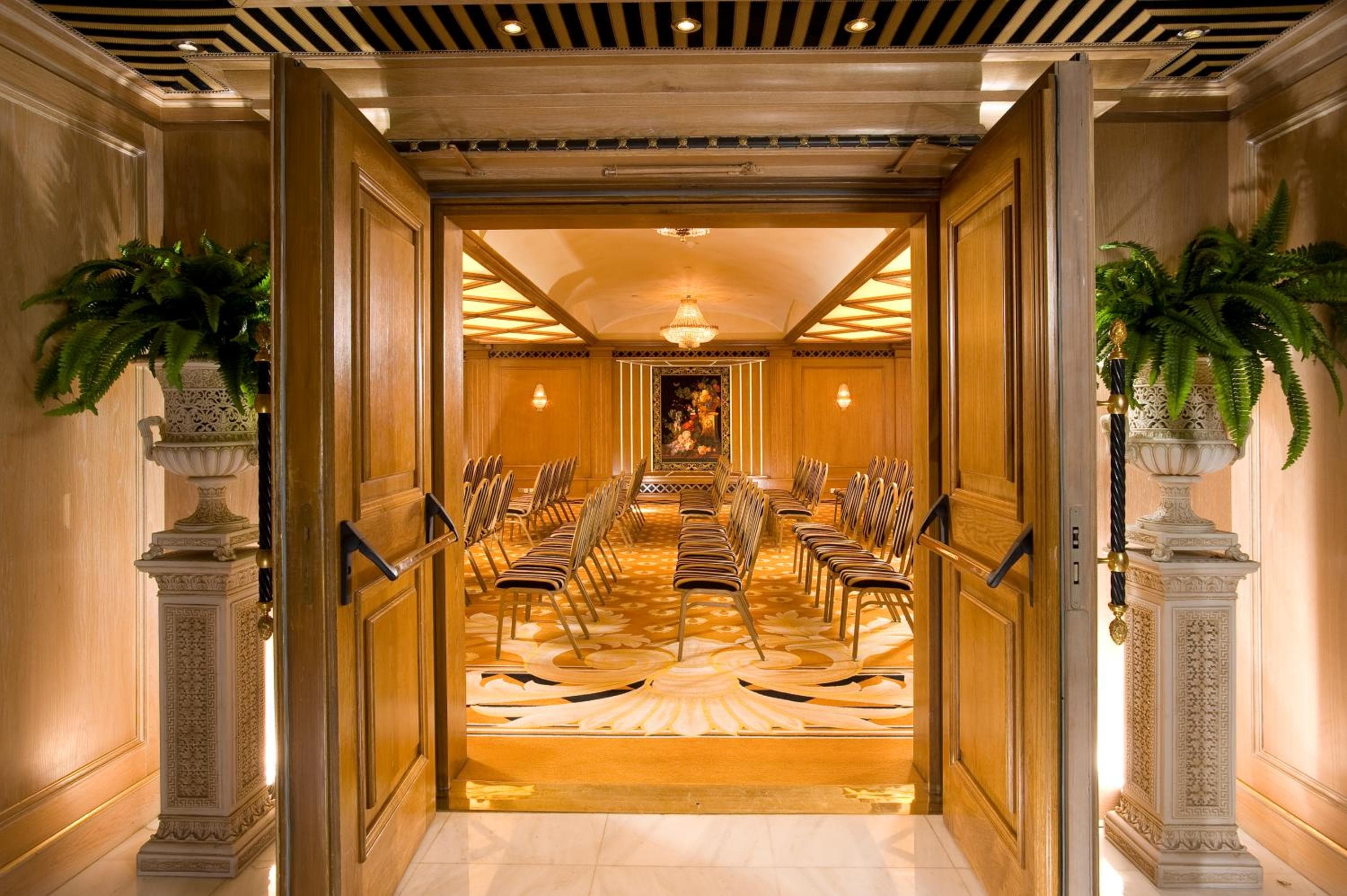 Royal Olympic Hotel: meeting & event spaces