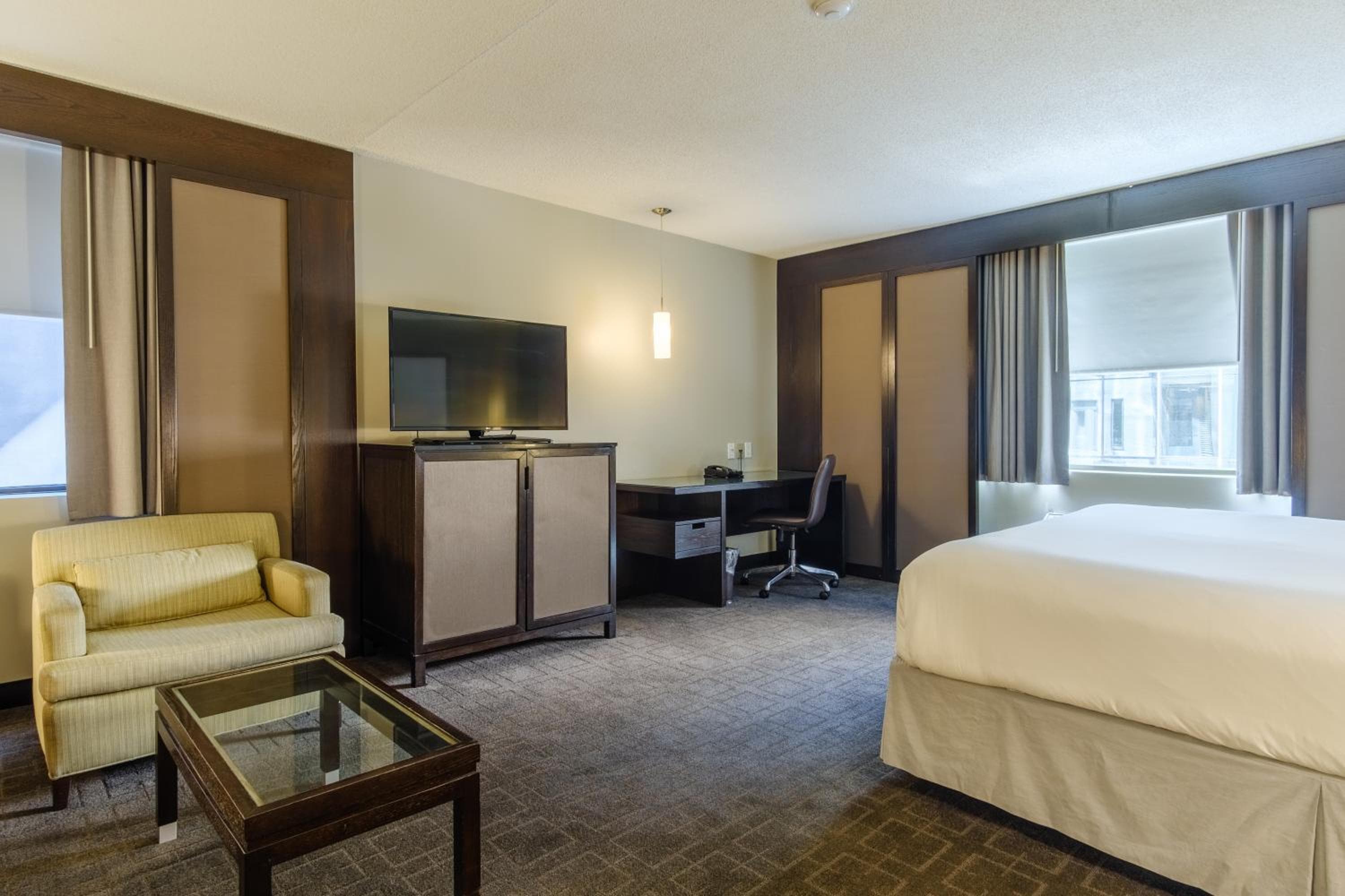 Arc The Hotel