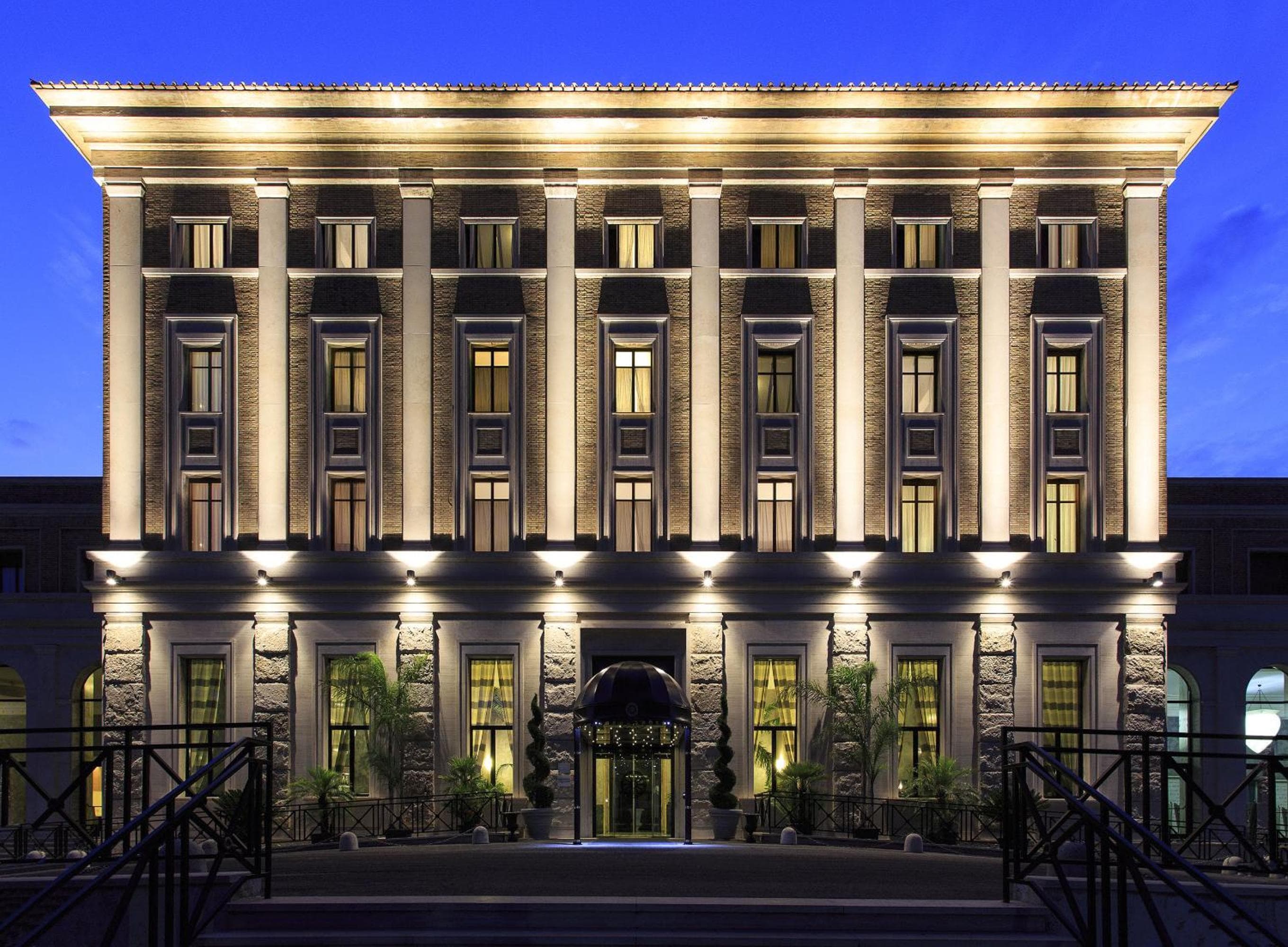 TH Roma - Carpegna Palace: building