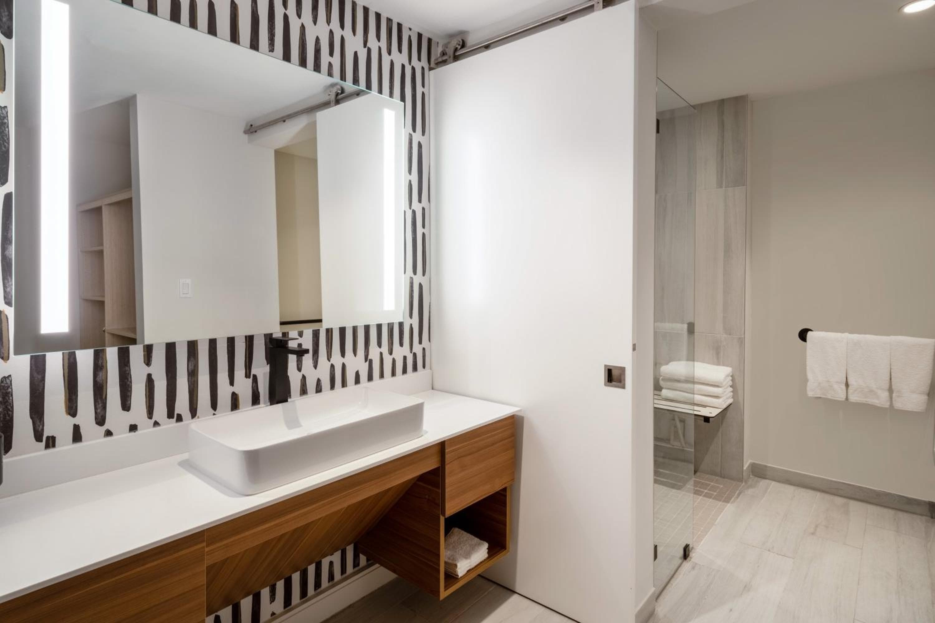 Atwell Suites Miami Brickell by IHG