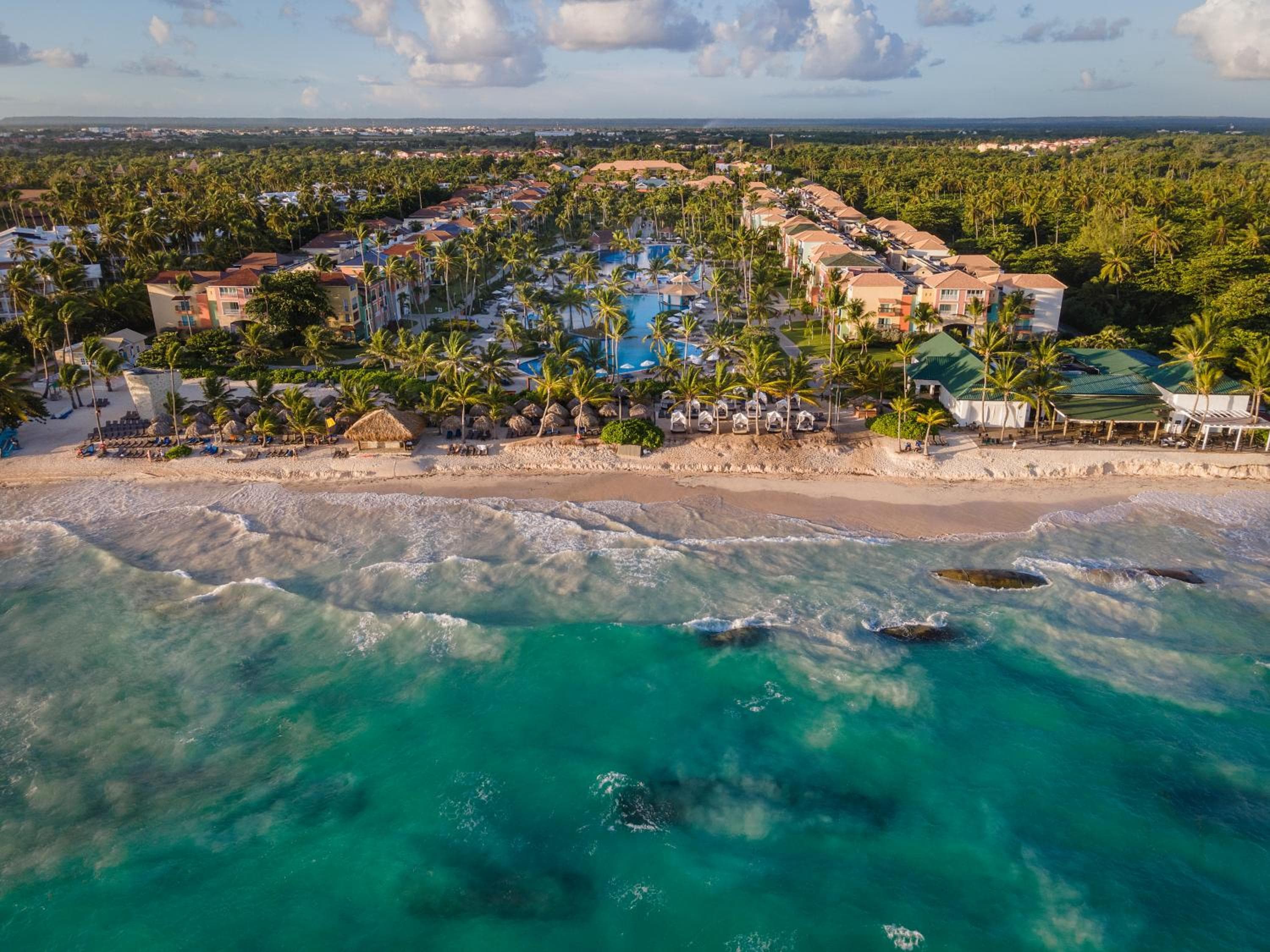 Ocean Blue & Sand Beach Resort - All Inclusive: building