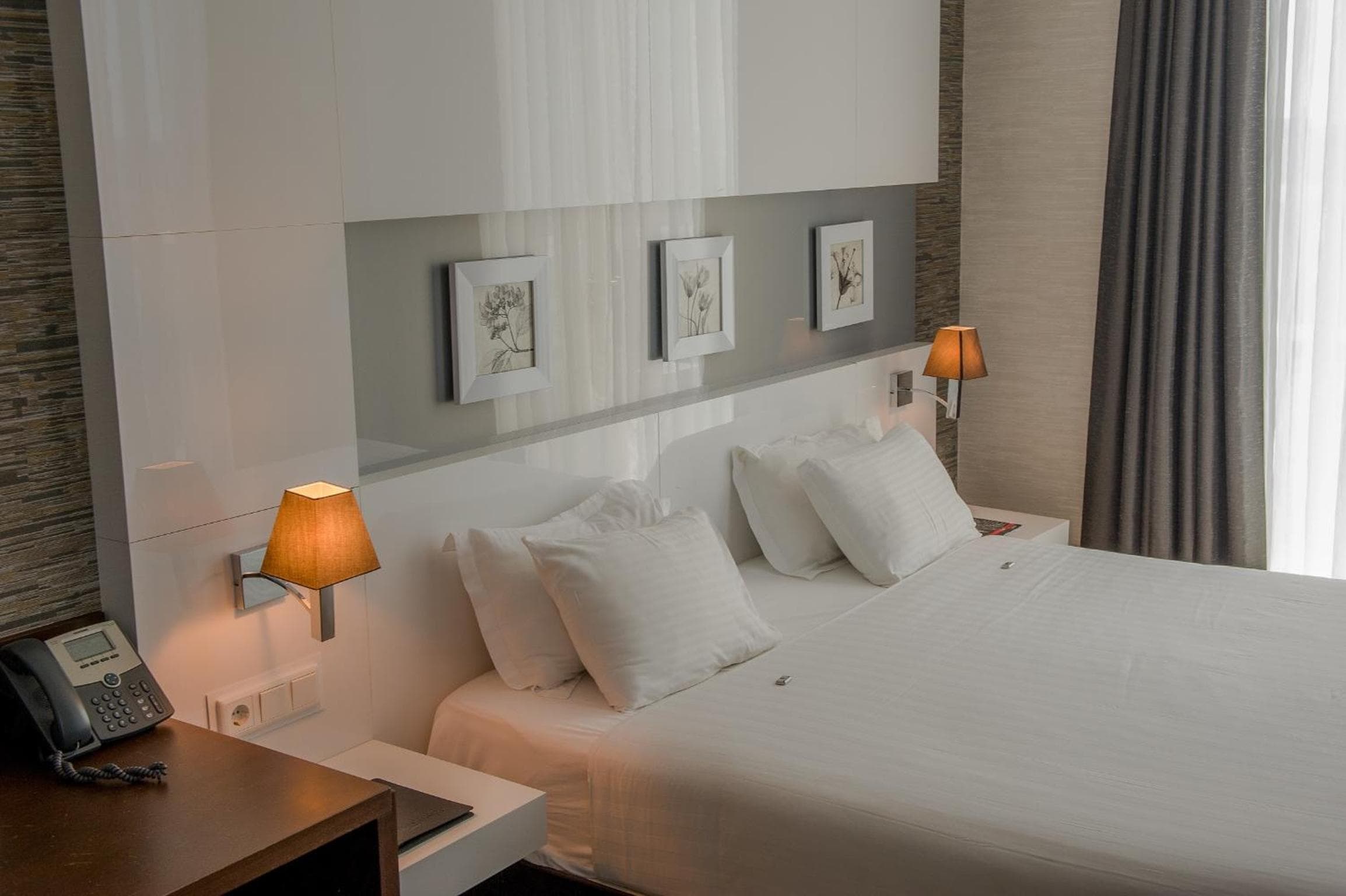 Grand Hotel Downtown