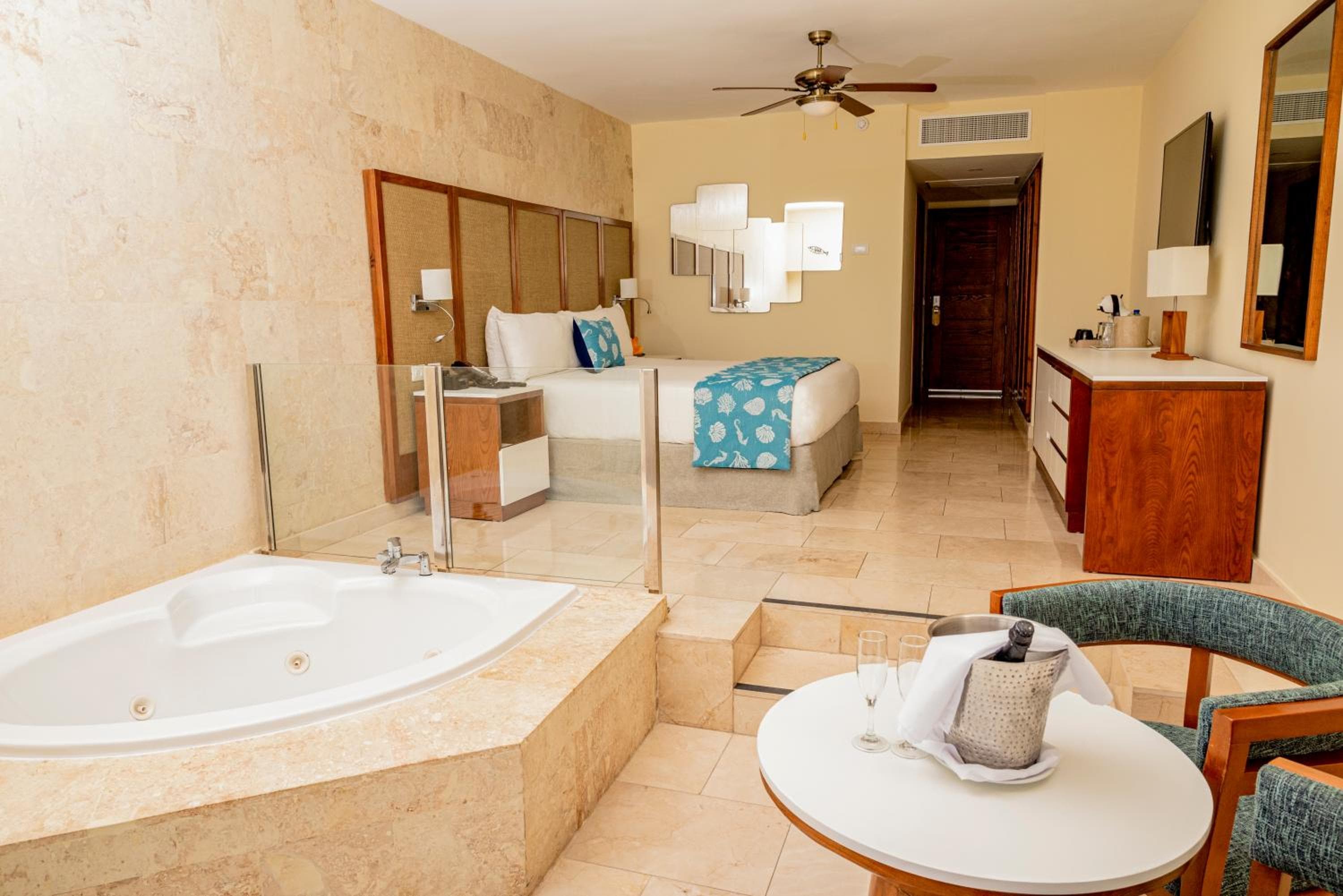 Impressive Premium Punta Cana - All Inclusive