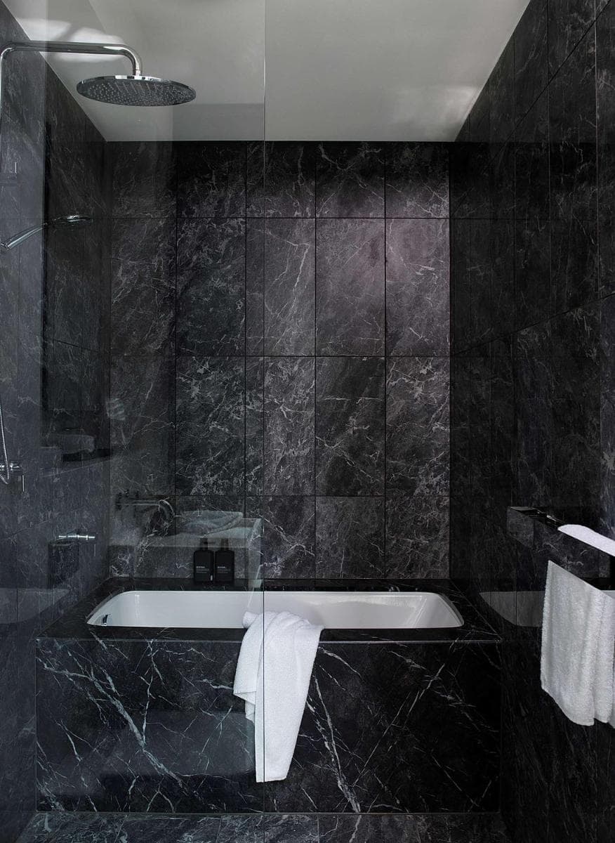 A by Adina Sydney: bathroom