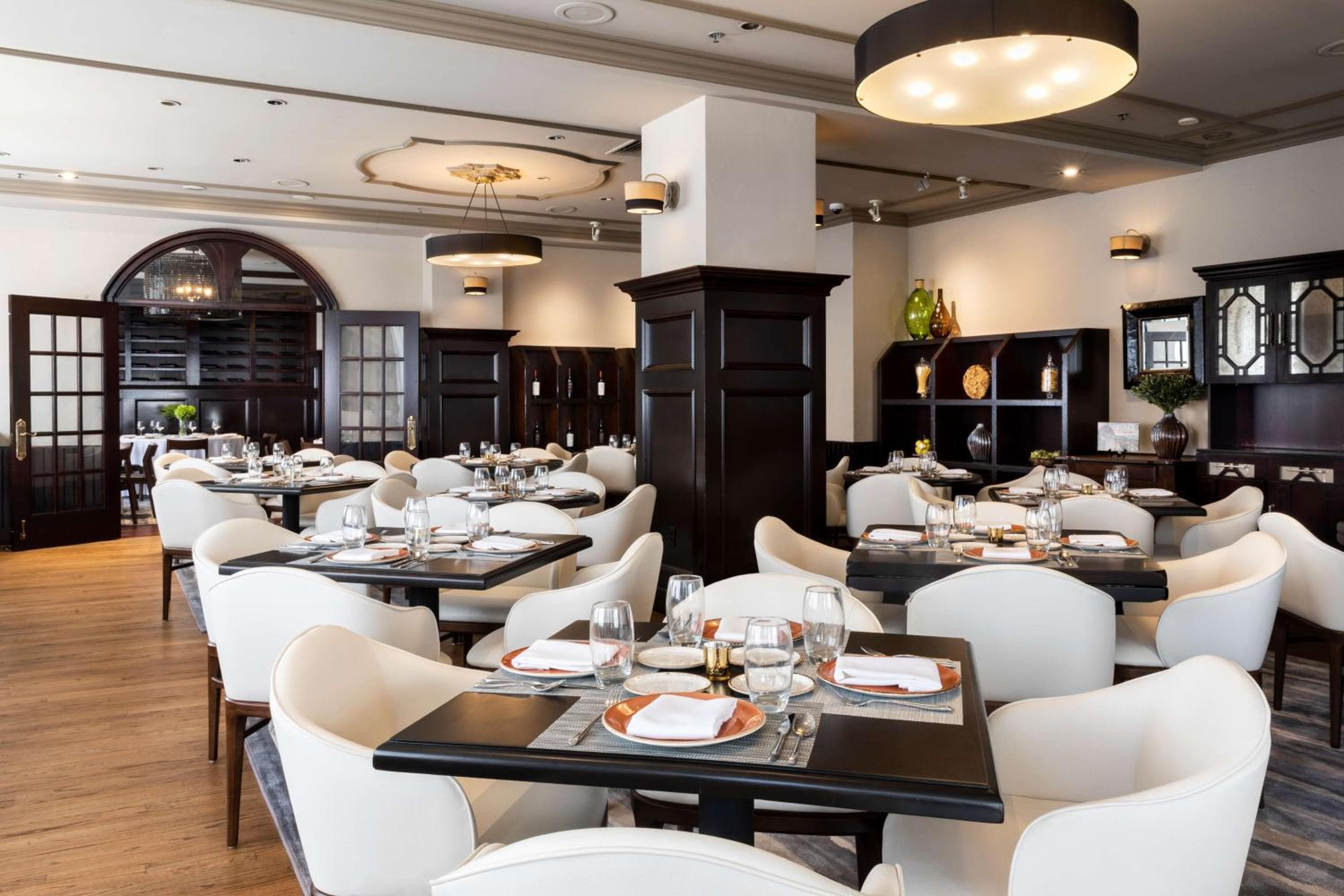 The Allegro Royal Sonesta Hotel Chicago Loop