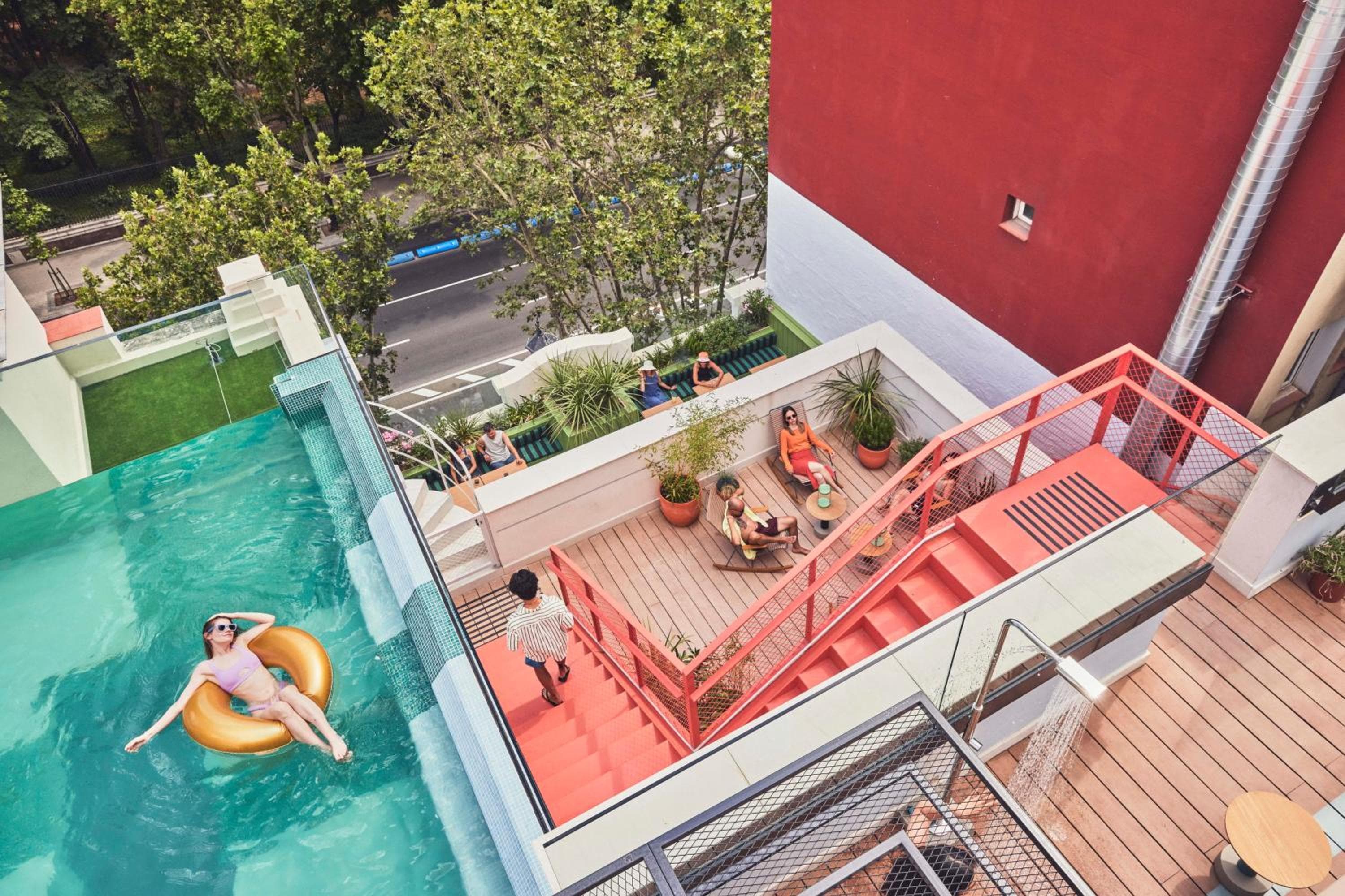 The Social Hub Madrid: recepcion & lobby