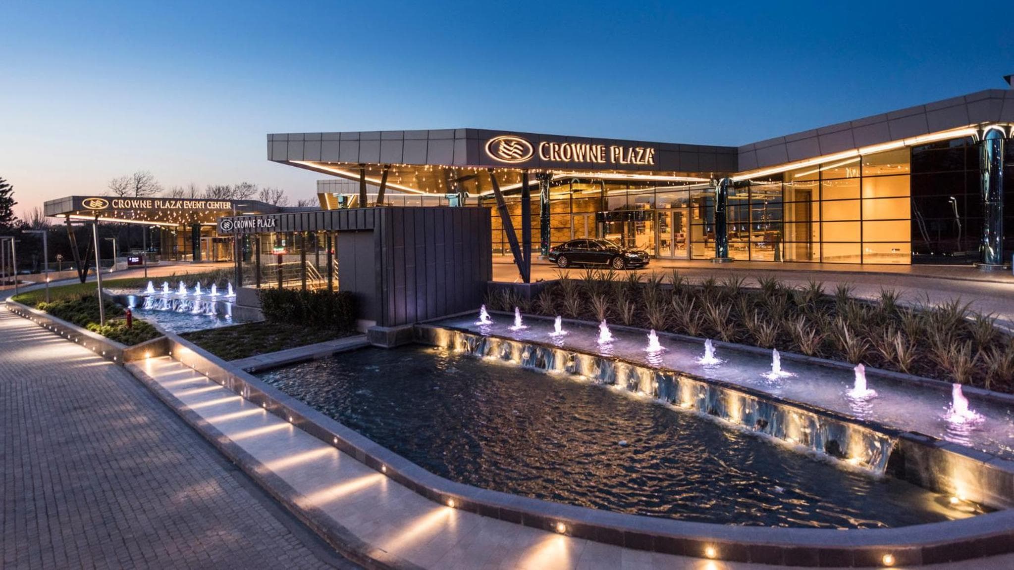 Crowne Plaza Florya Istanbul by IHG: building