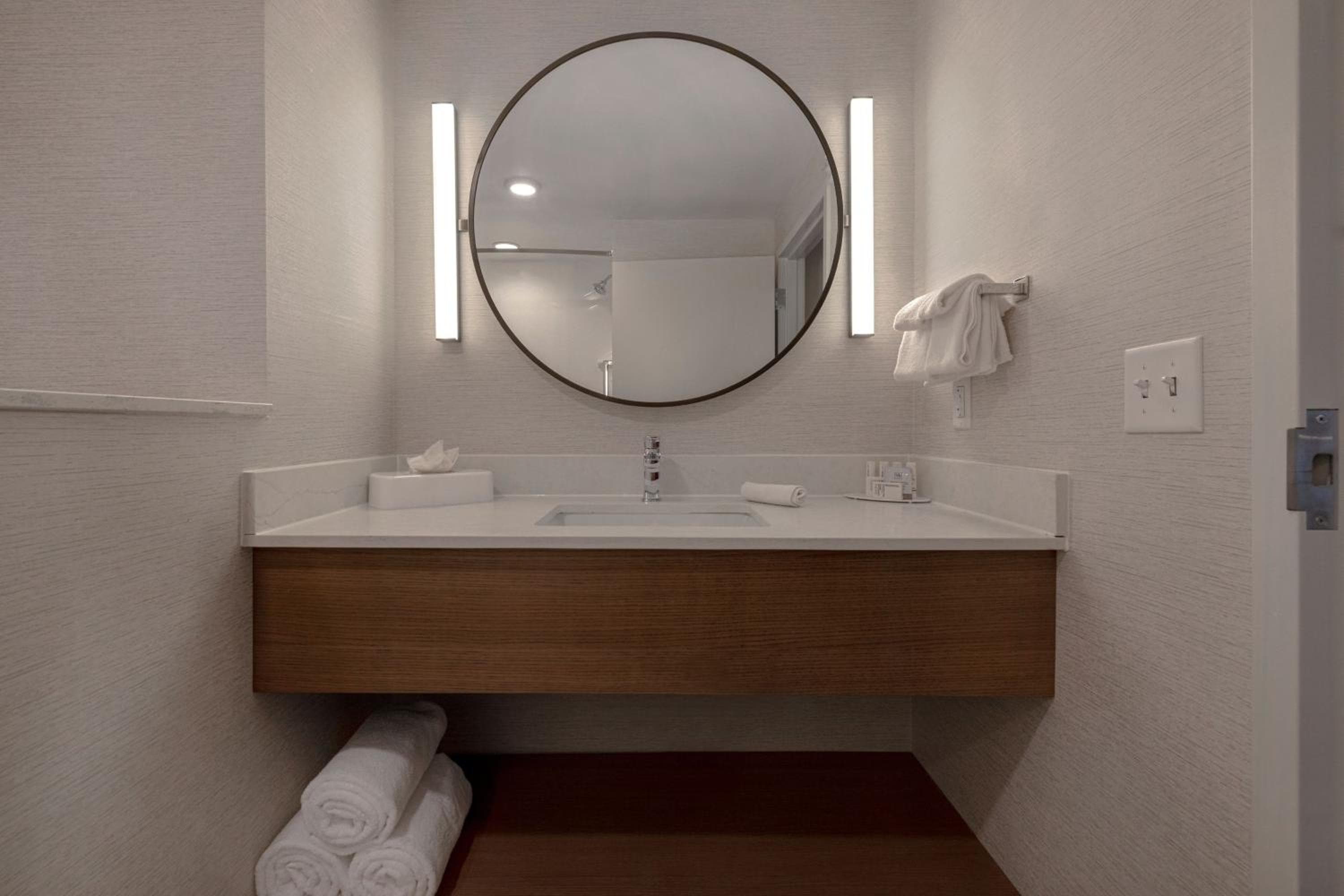 Fairfield by Marriott Inn & Suites Denver Airport at Gateway Park