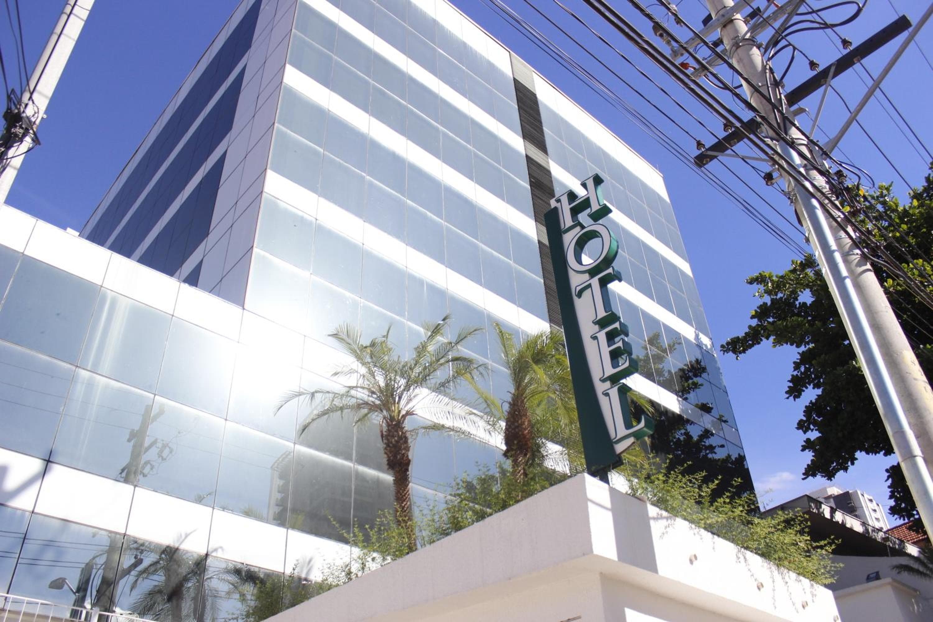 Floresta Hotel - Expo Center Norte - Distrito Anhembi: building
