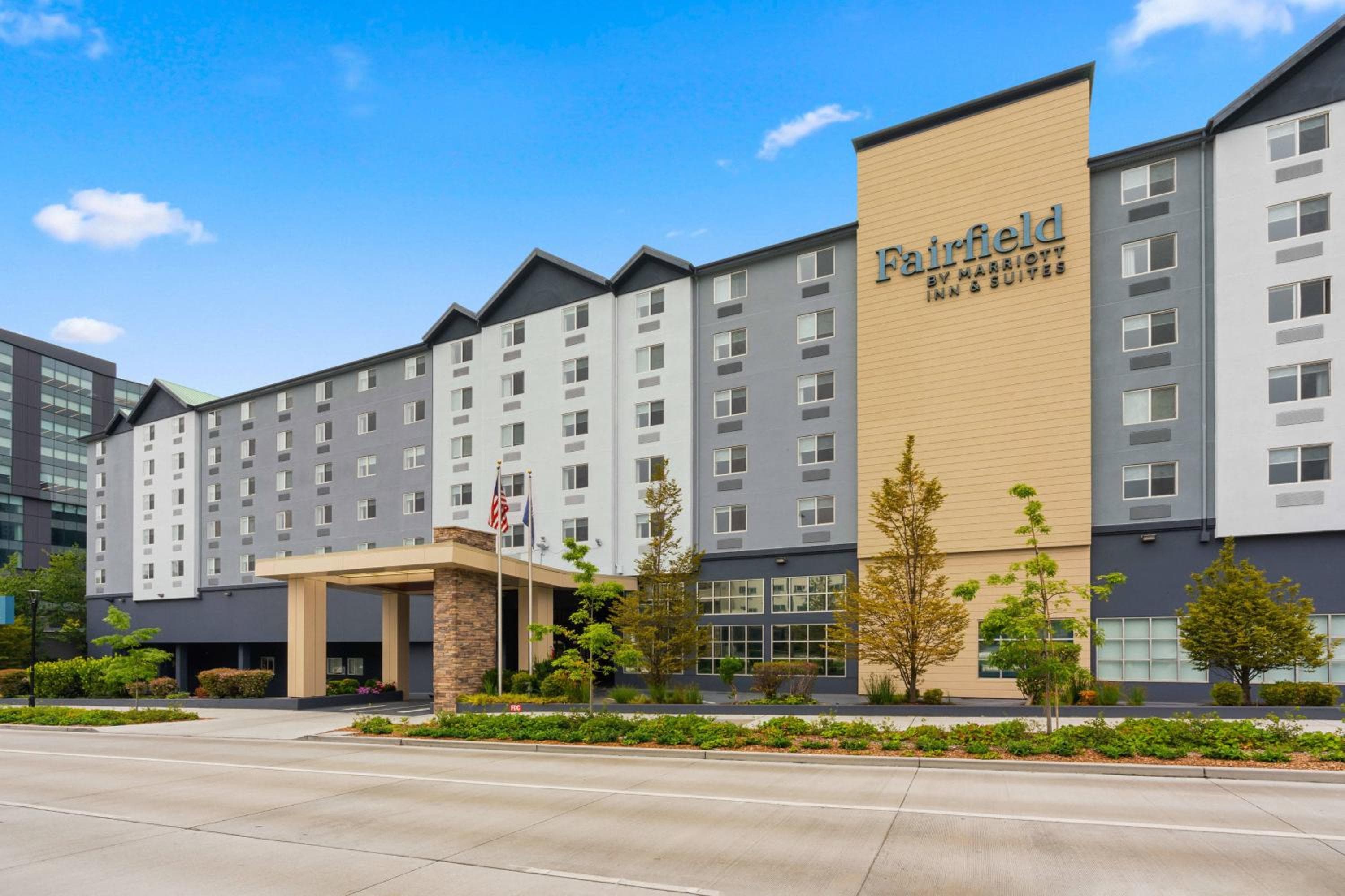 Fairfield Inn & Suites by Marriott Seattle Downtown/Seattle Center: building